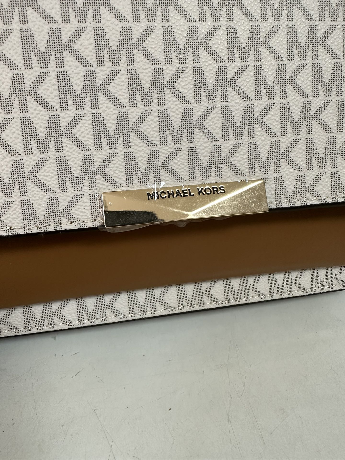 Michael Kors MKJade老花拼皮斜挎包