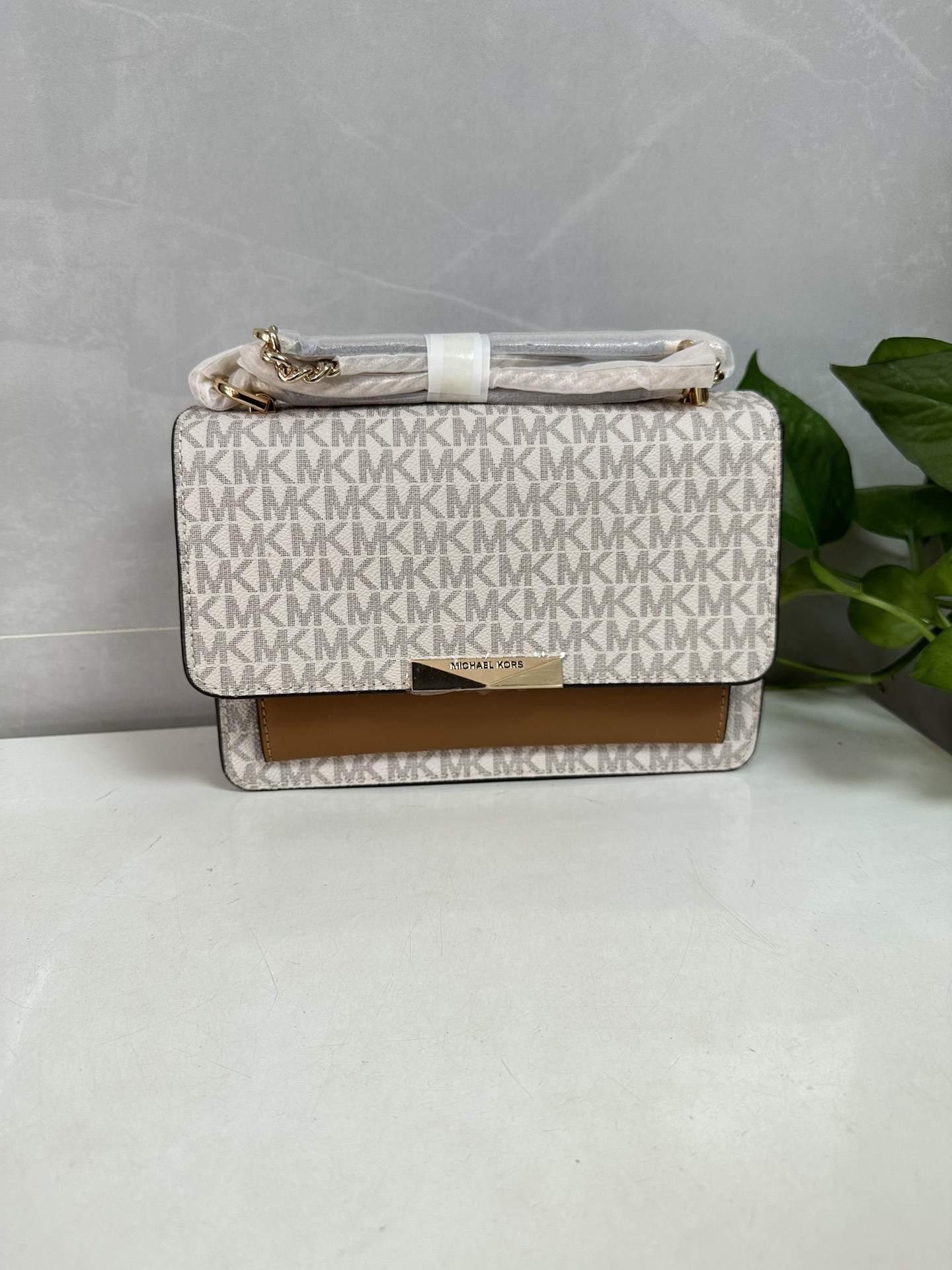 Michael Kors MKJade老花拼皮斜挎包