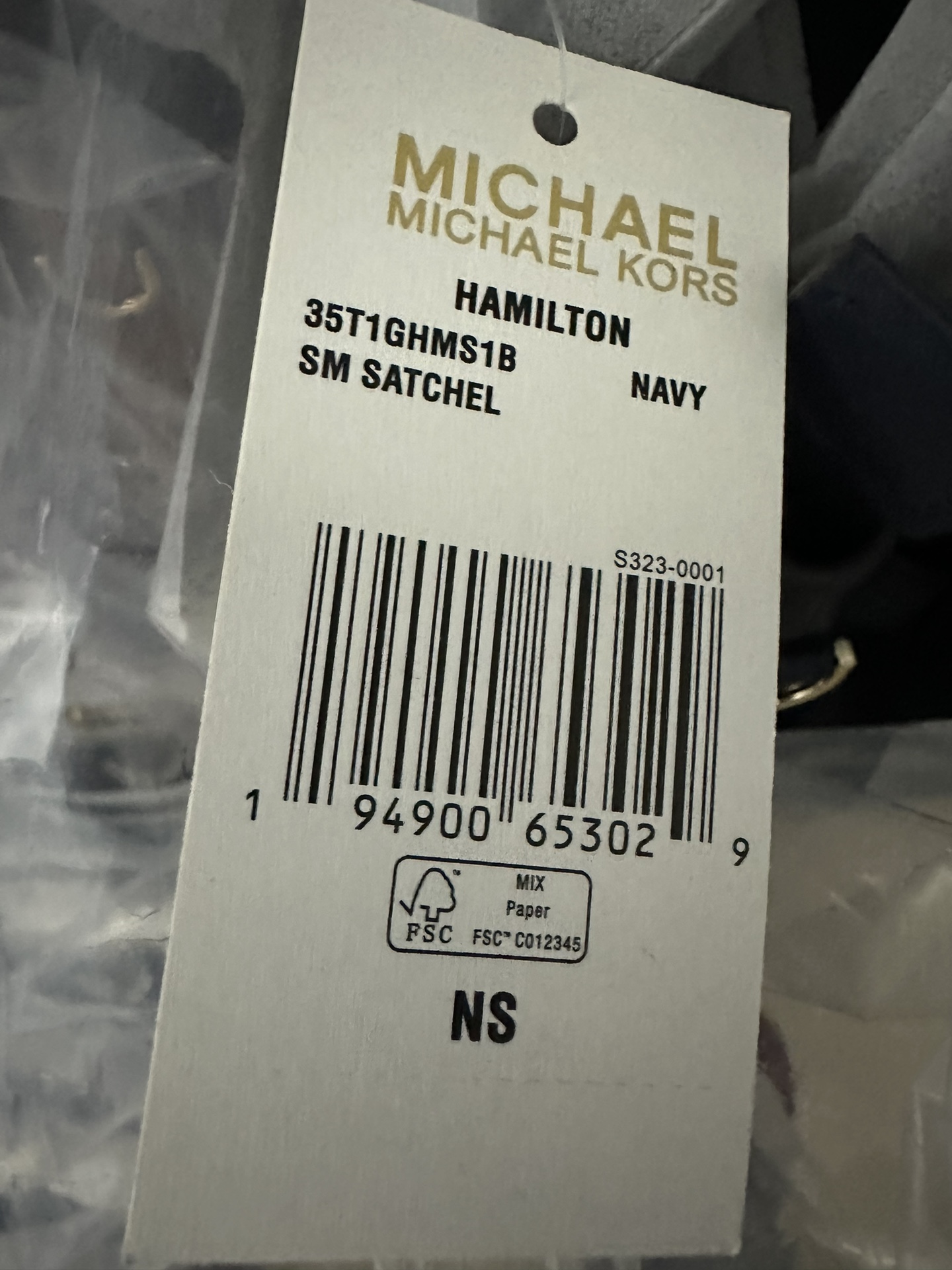 Michael Kors MK23年新款Hamilton小号锁头包，手提单肩斜挎包，前面配置独特 锁头非常有个性，小号尺寸25/20/11cm