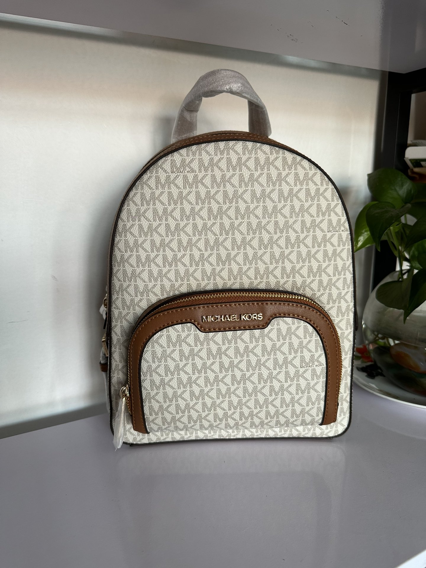 Michael Kors 2024年新款AMK背包2拼皮中号。 A