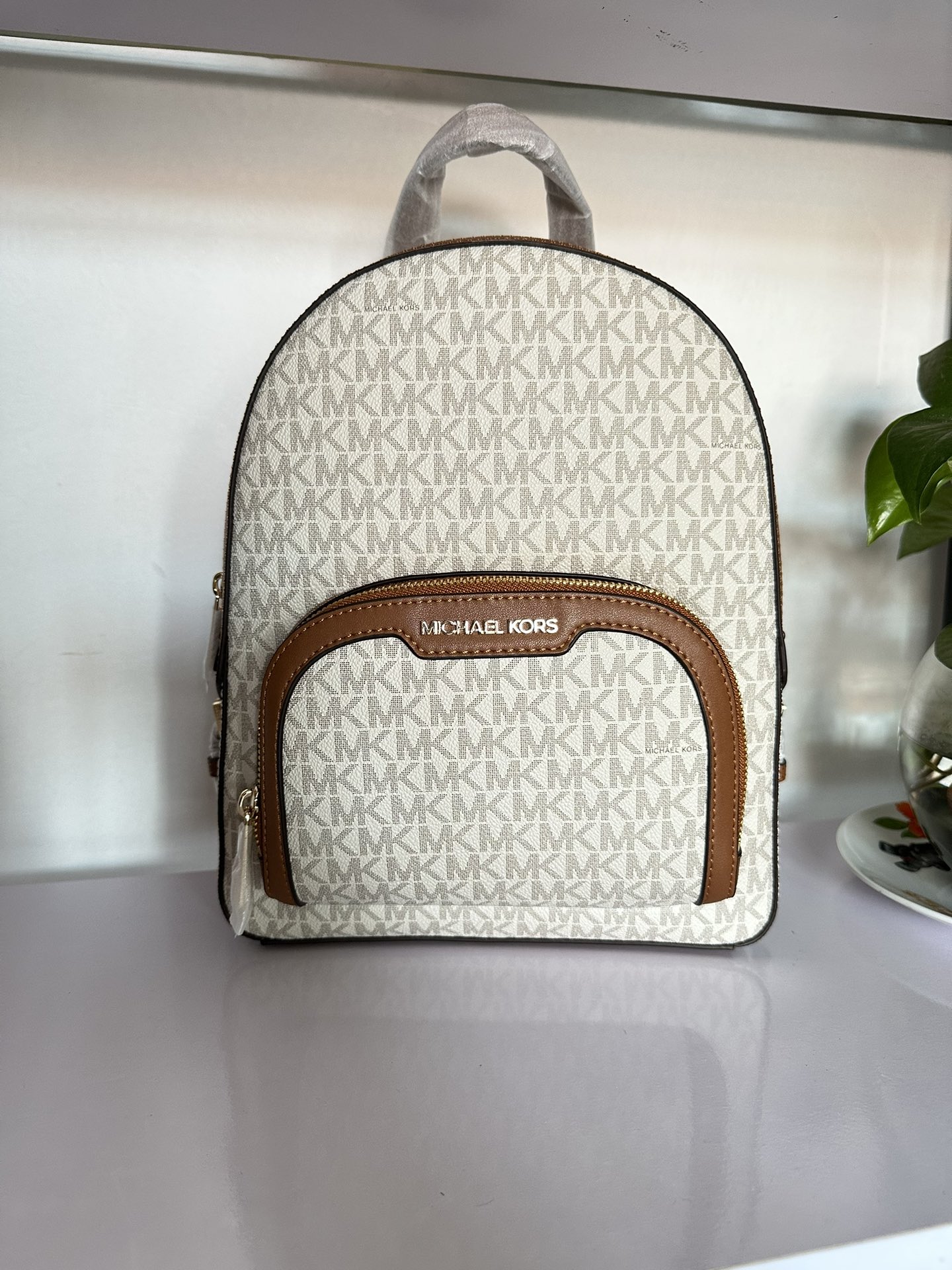 Michael Kors 2024年新款AMK背包2拼皮中号。 A