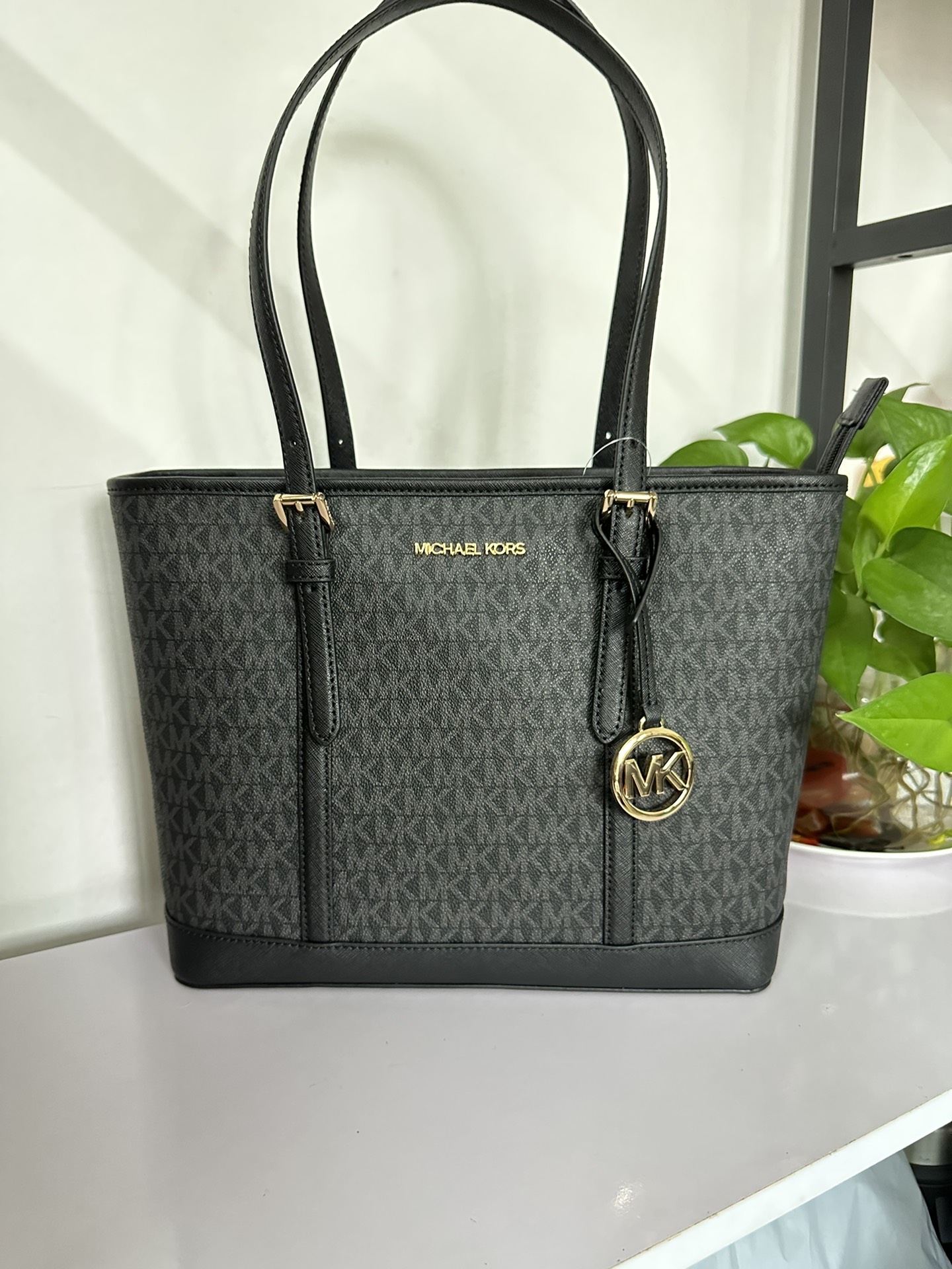 Michael Kors 2024年新购物袋