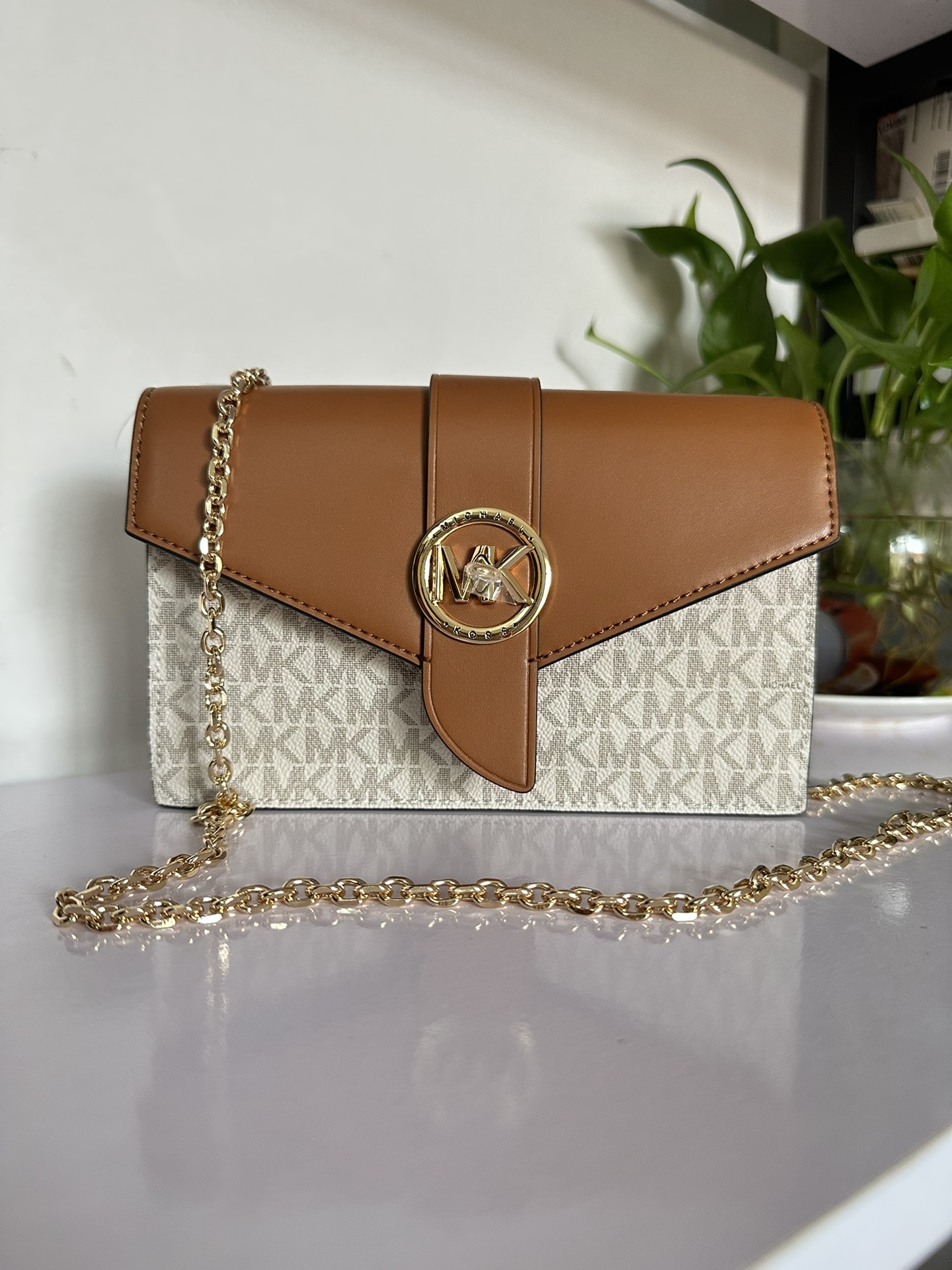 Michael Kors MK专用材料加牛皮配制而