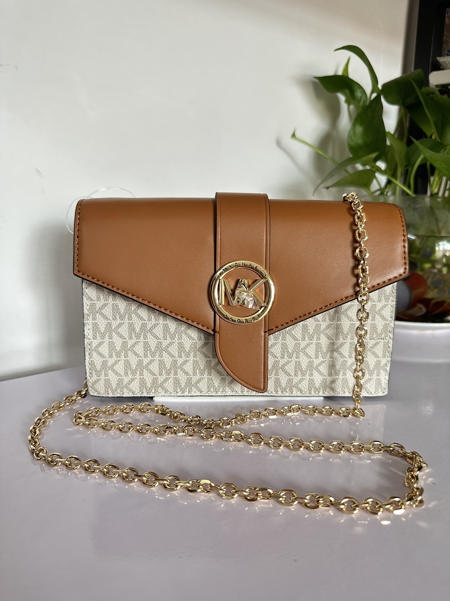 Michael Kors MK专用材料加牛皮配制而