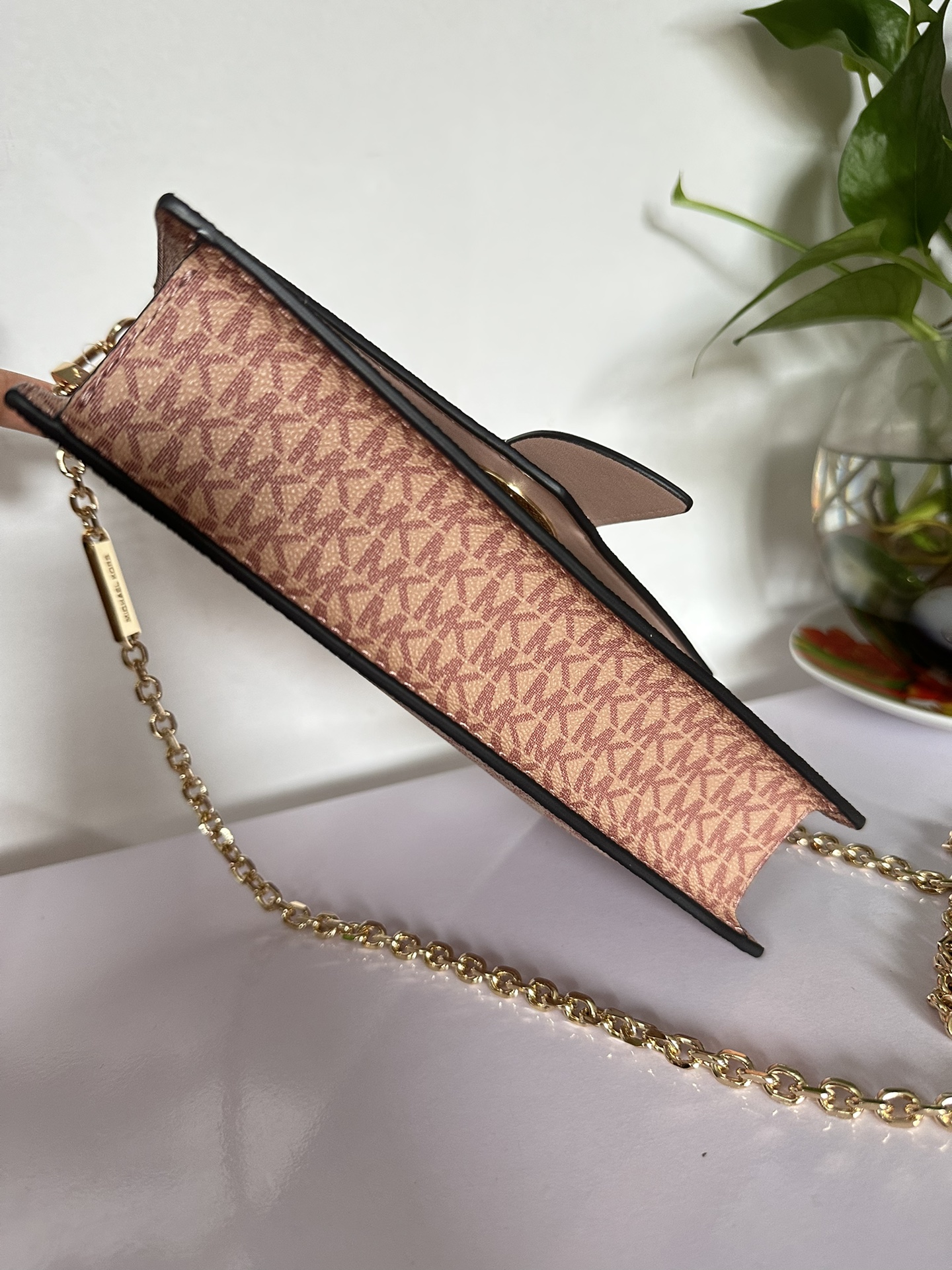 Michael Kors MK专用材料加牛皮配制而