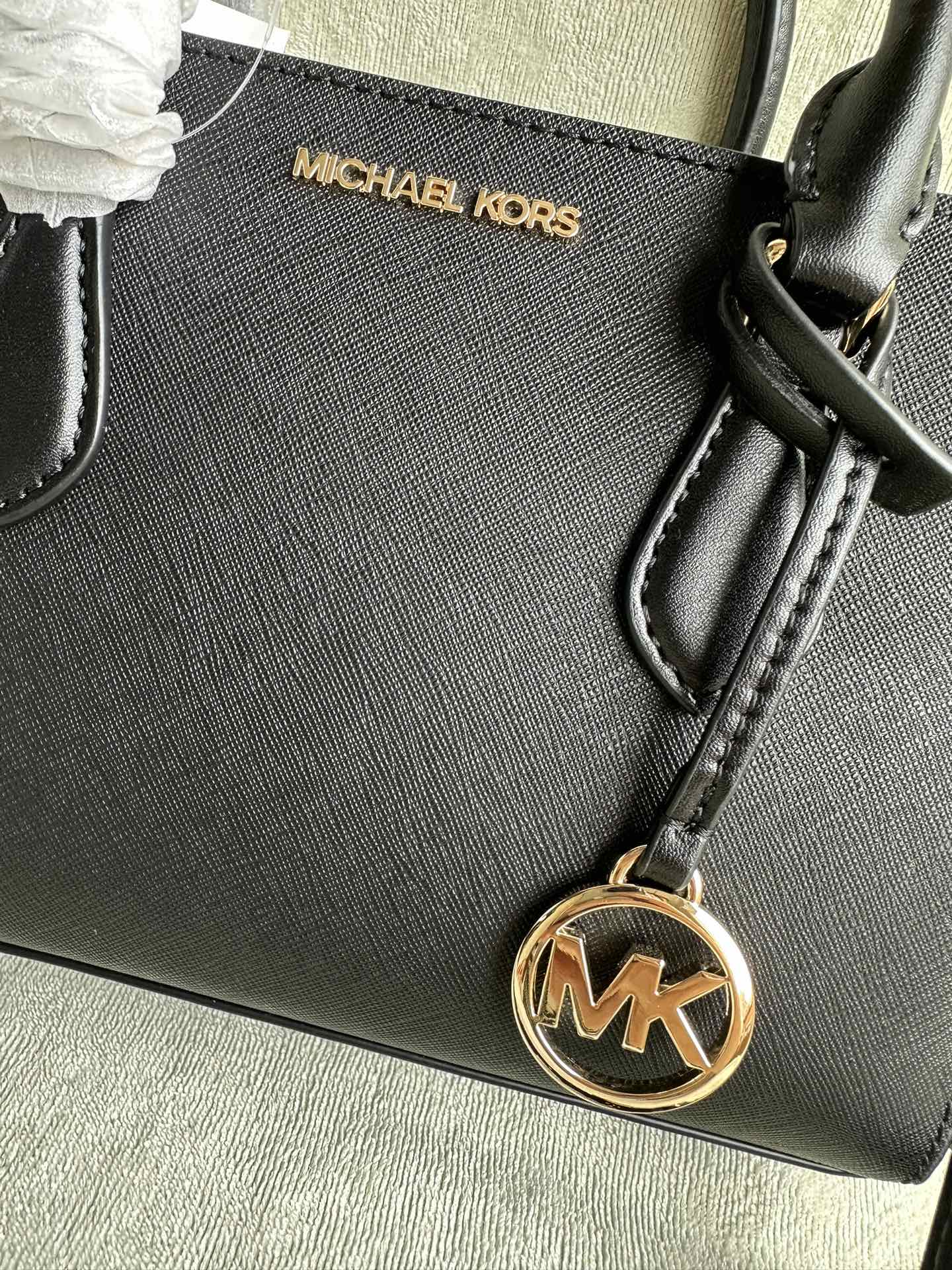 Michael Kors ～新款2024年小号新款开口杀手包