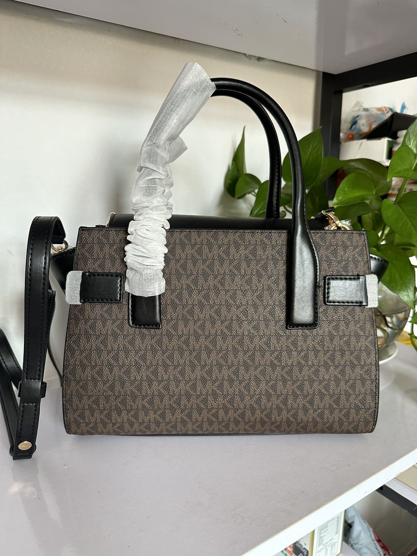 Michael Kors 耳朵包黑色拼棕
