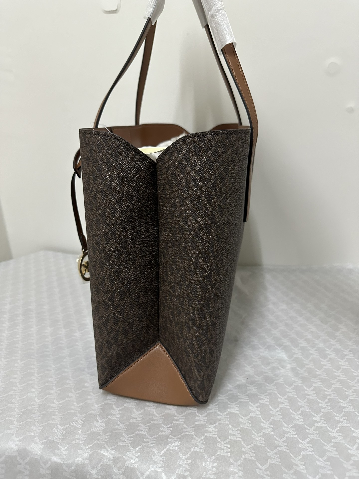 Michael Kors ～2024年新款中号托特包