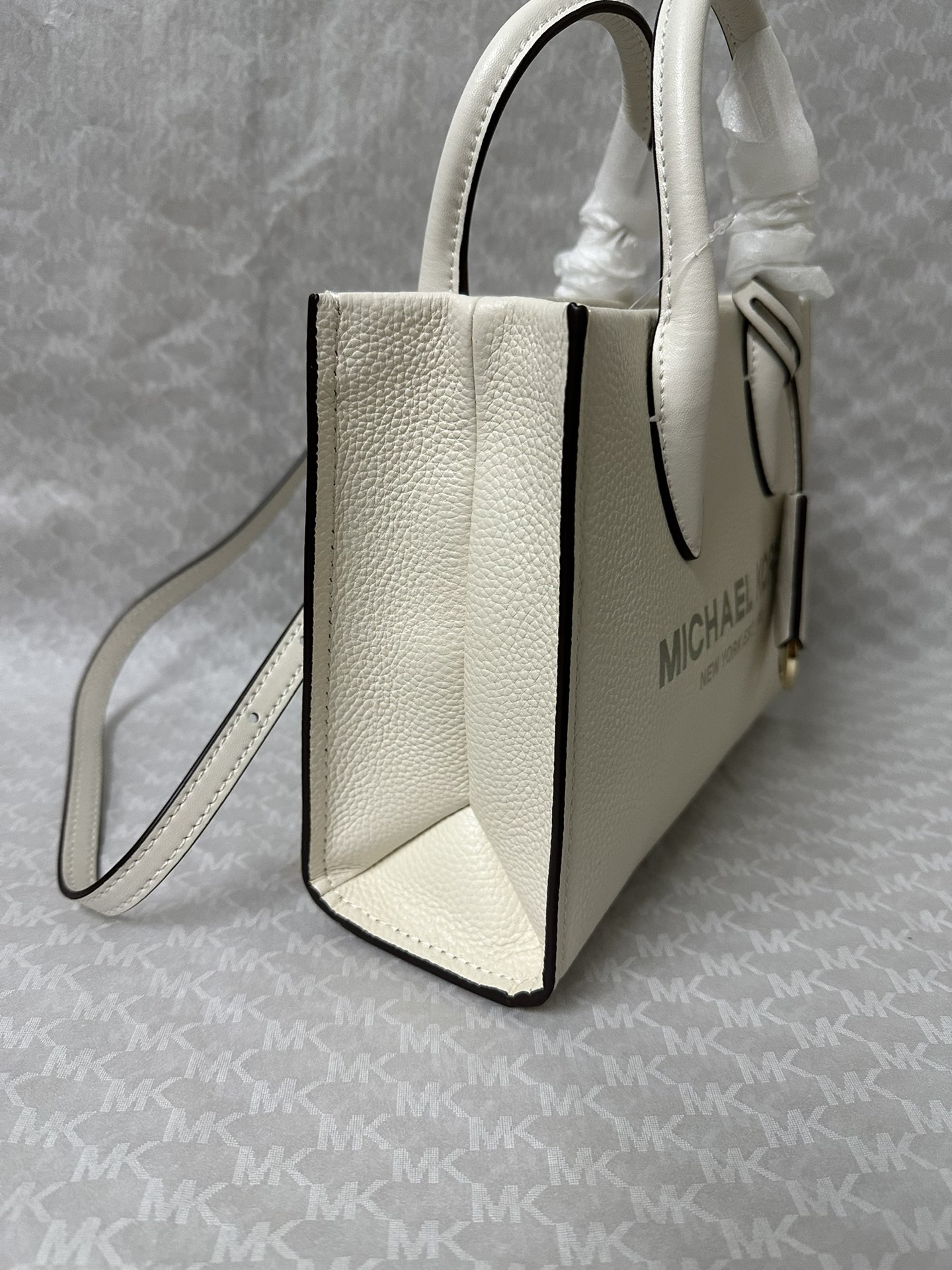 Michael Kors 小号独家新款帆布同款，白色