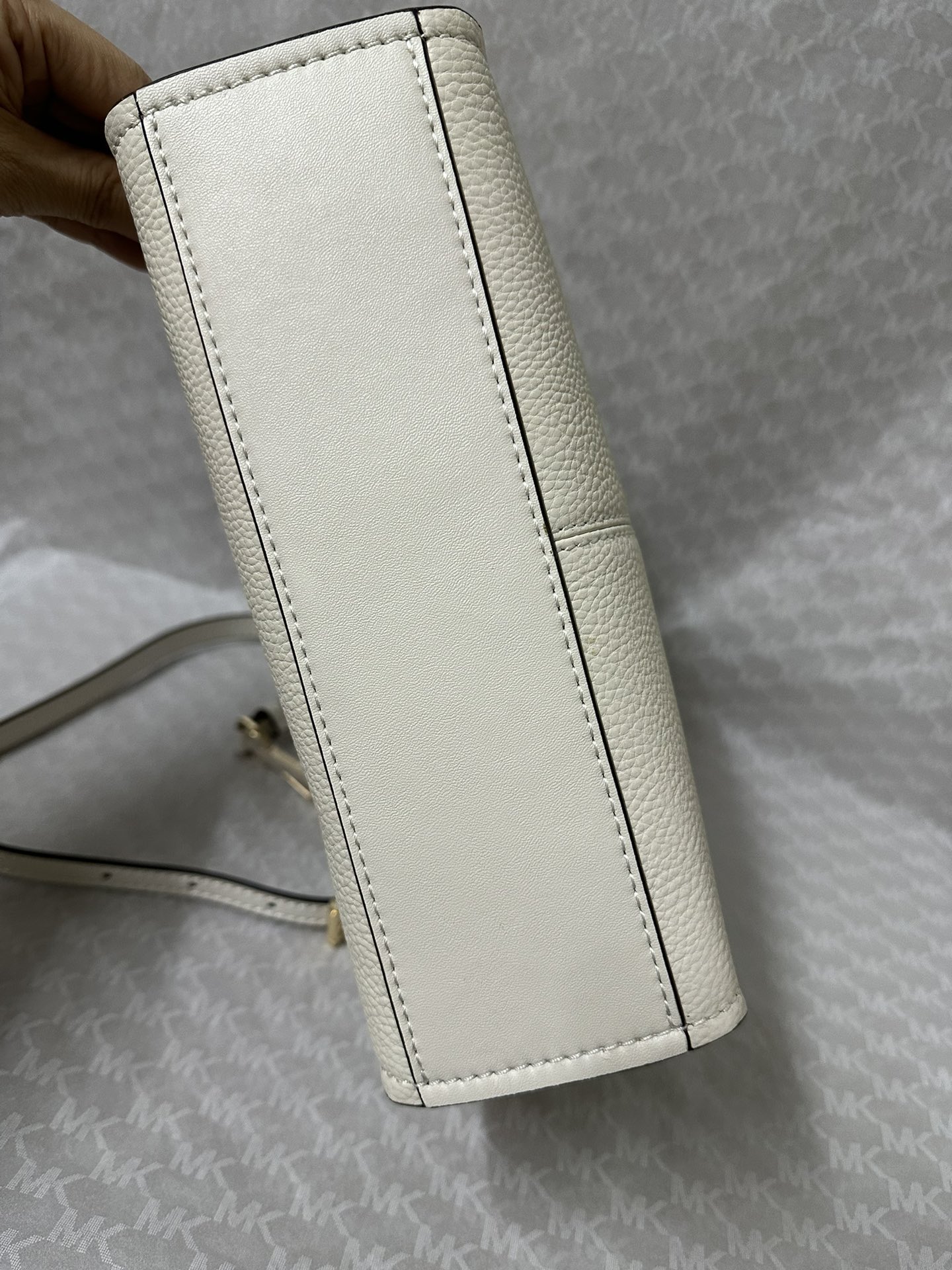 Michael Kors 小号独家新款帆布同款，白色