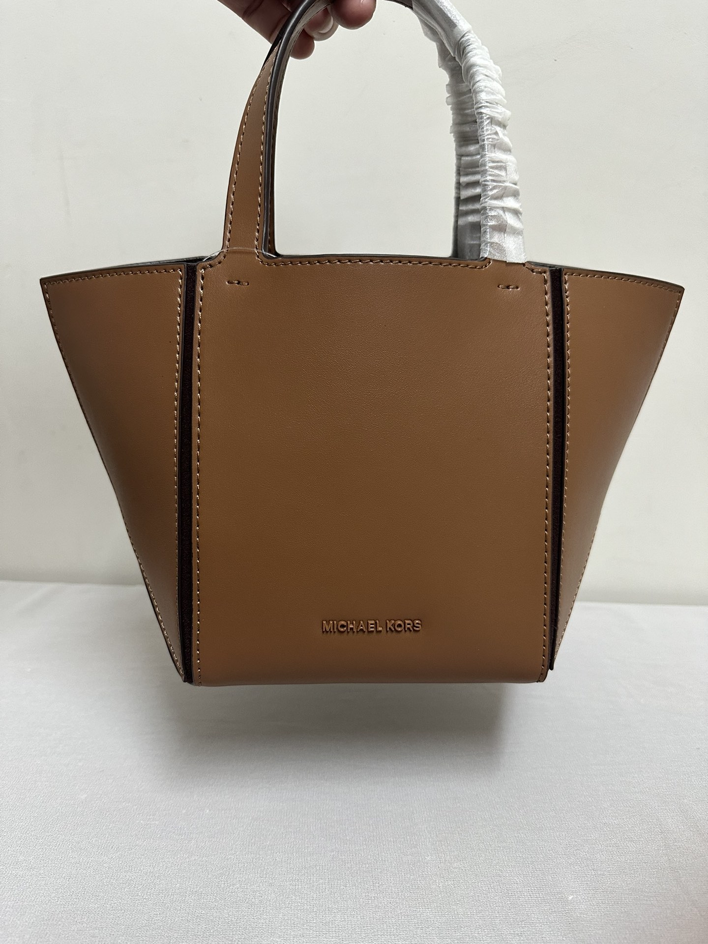 Michael Kors Mk折叠托特包小号，棕色