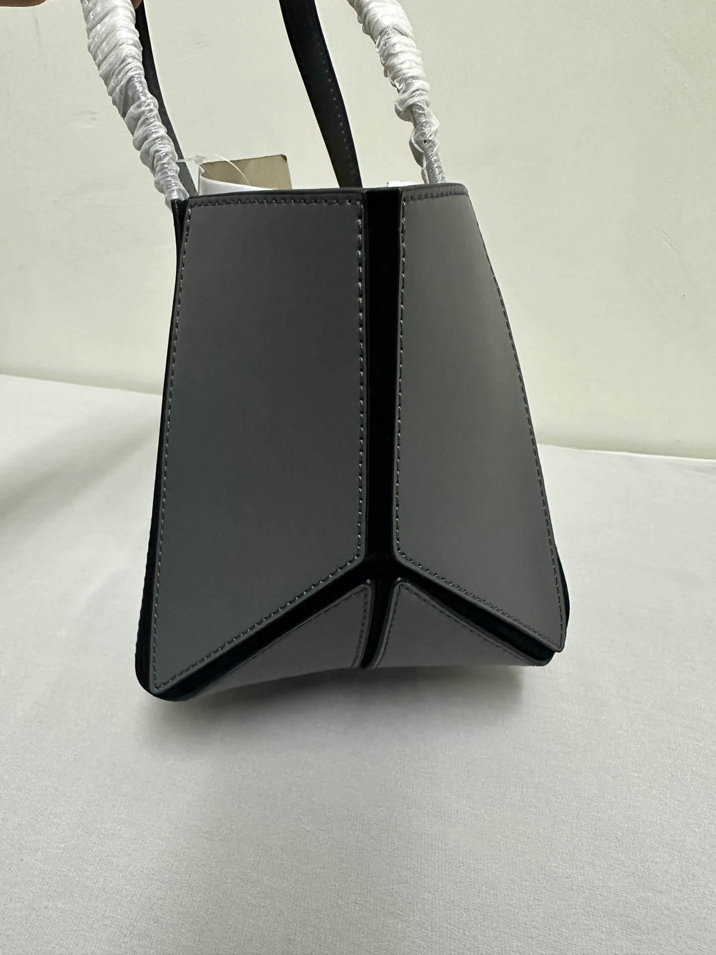 Michael Kors Mk折叠托特包小号，灰色
