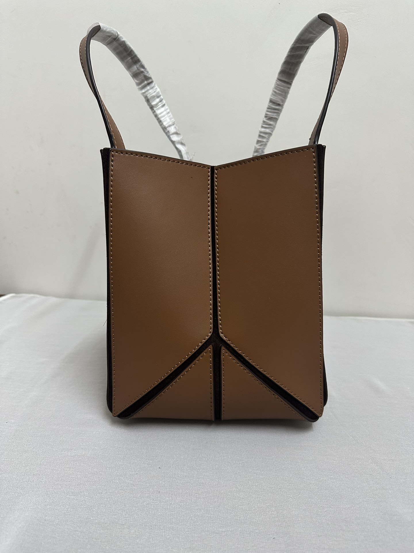 Michael Kors Mk折叠托特包中号、棕色