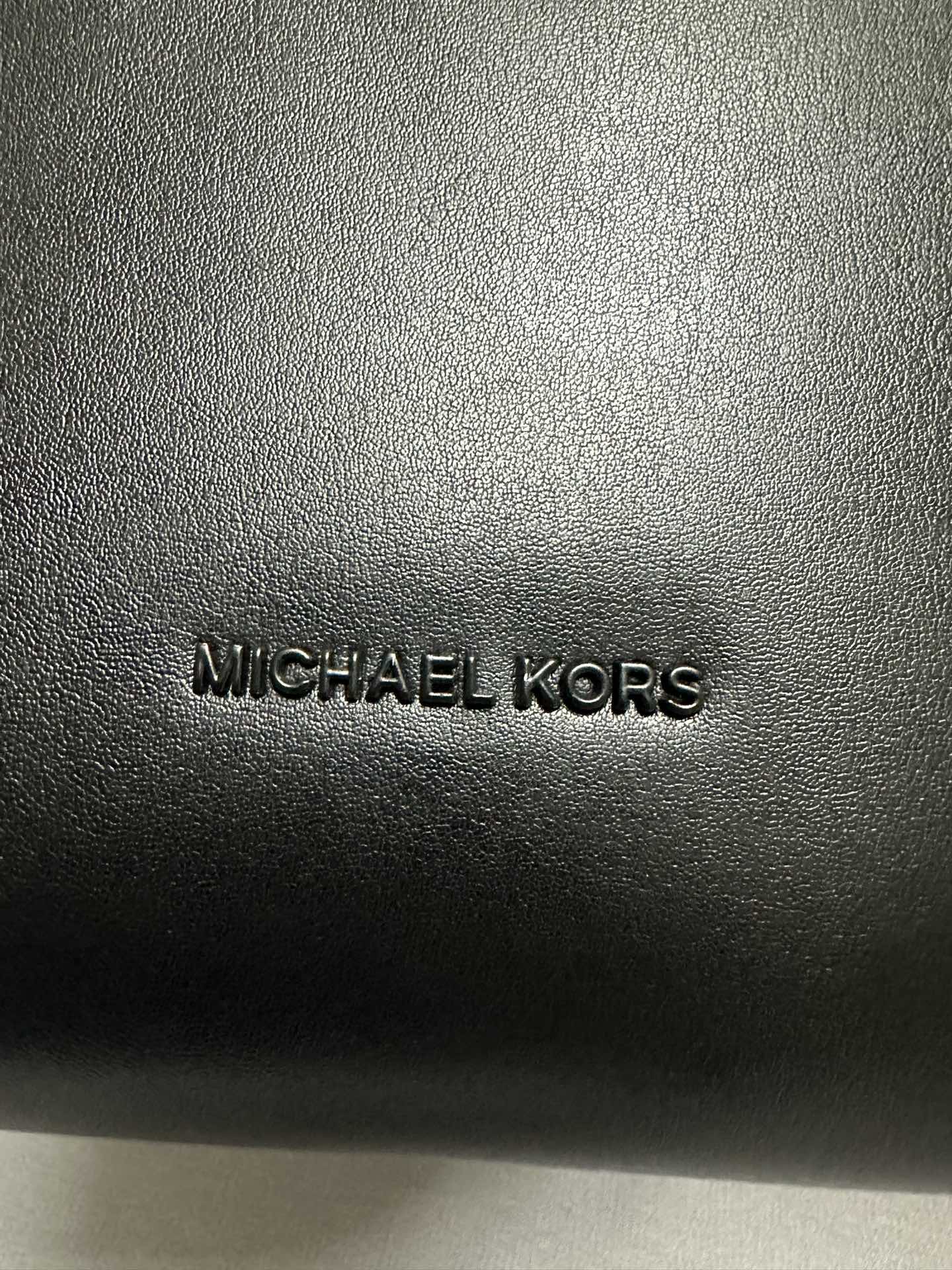 Michael Kors 2024年杨紫同款中号折叠包