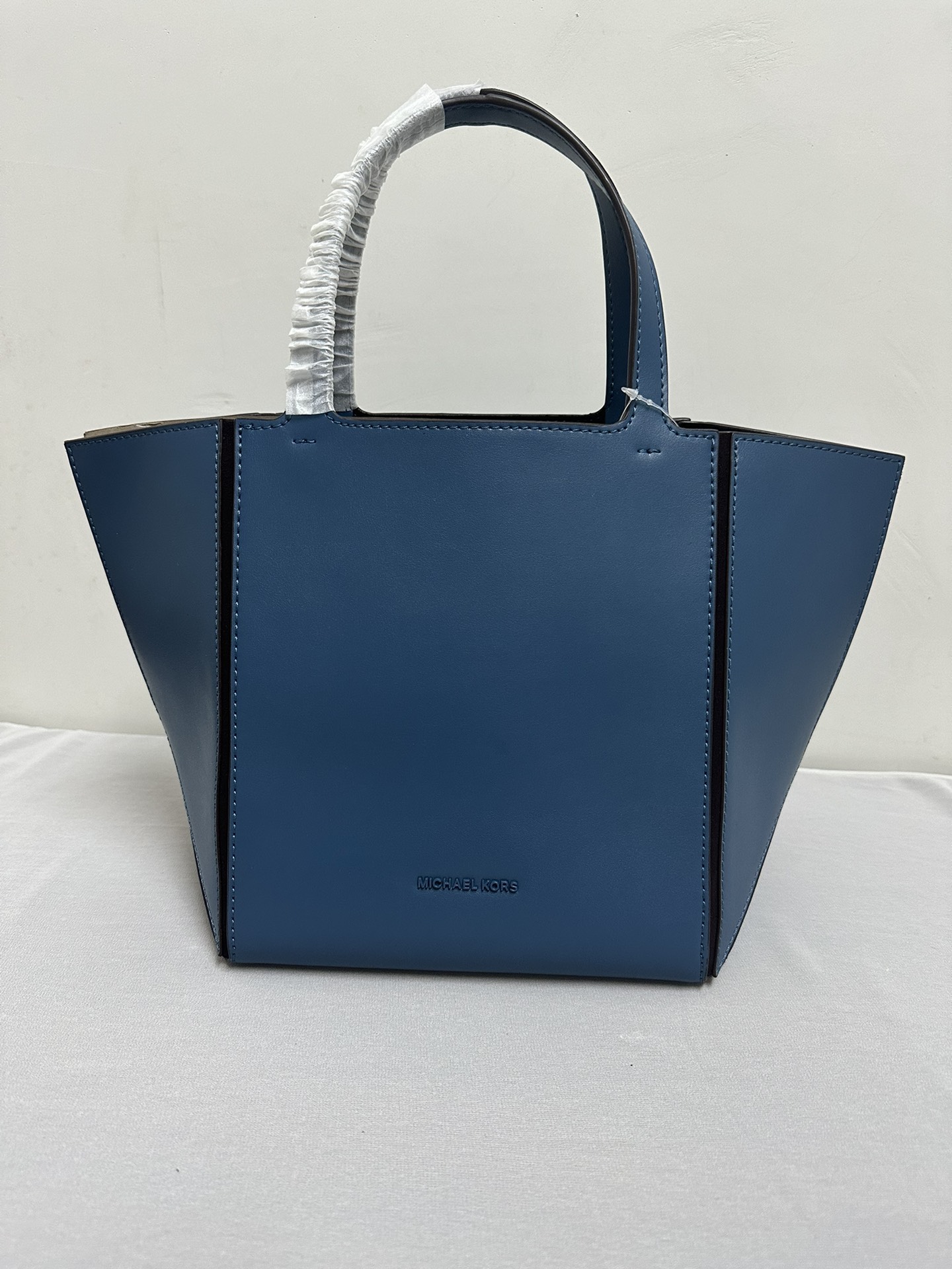 Michael Kors Mk折叠托特包中号、车菊兰