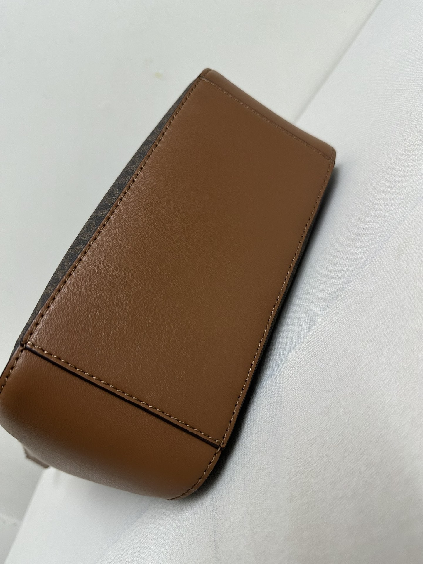 Michael Kors 2024年新款水桶包