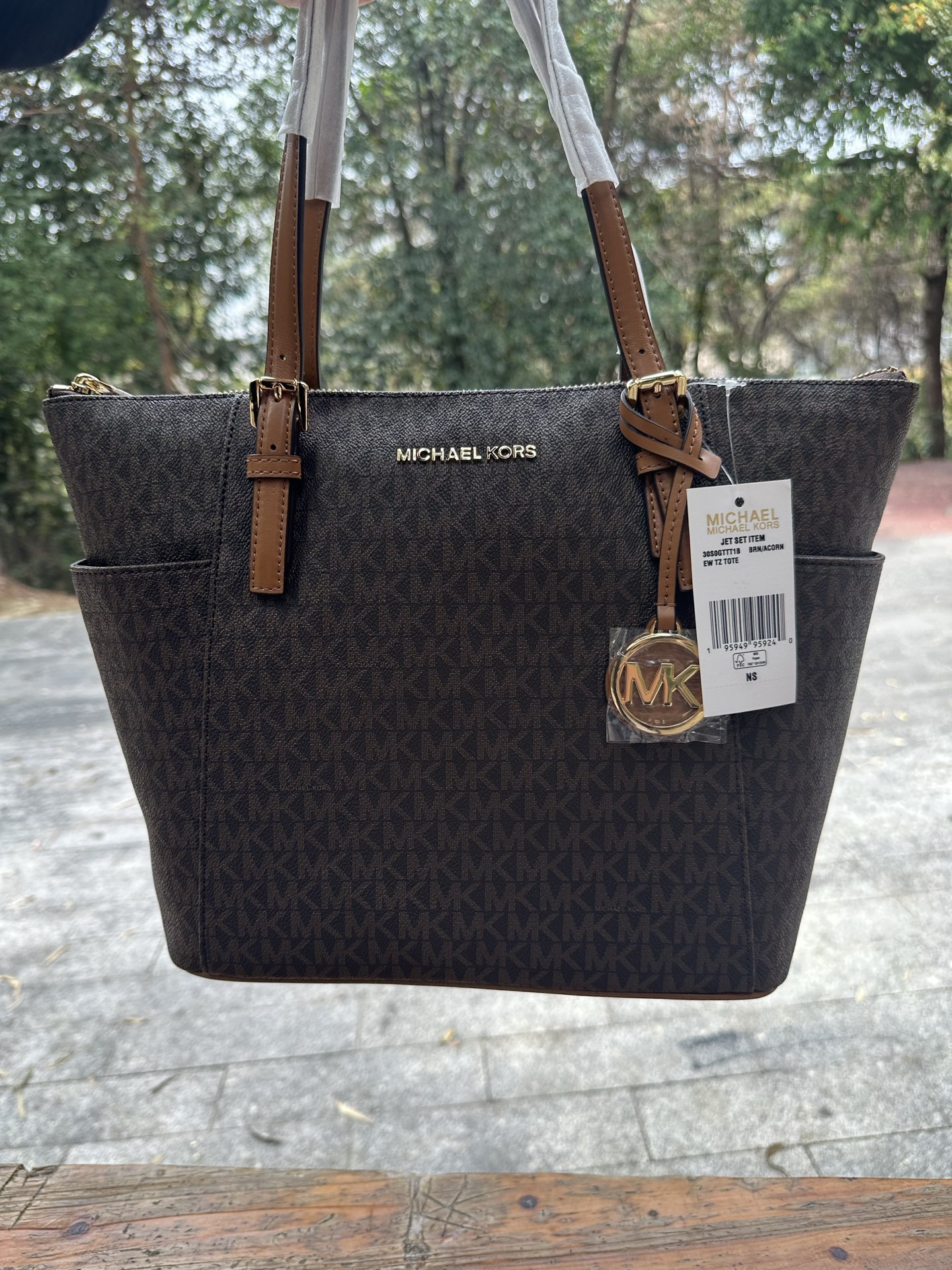 Michael Kors 耳朵购物袋