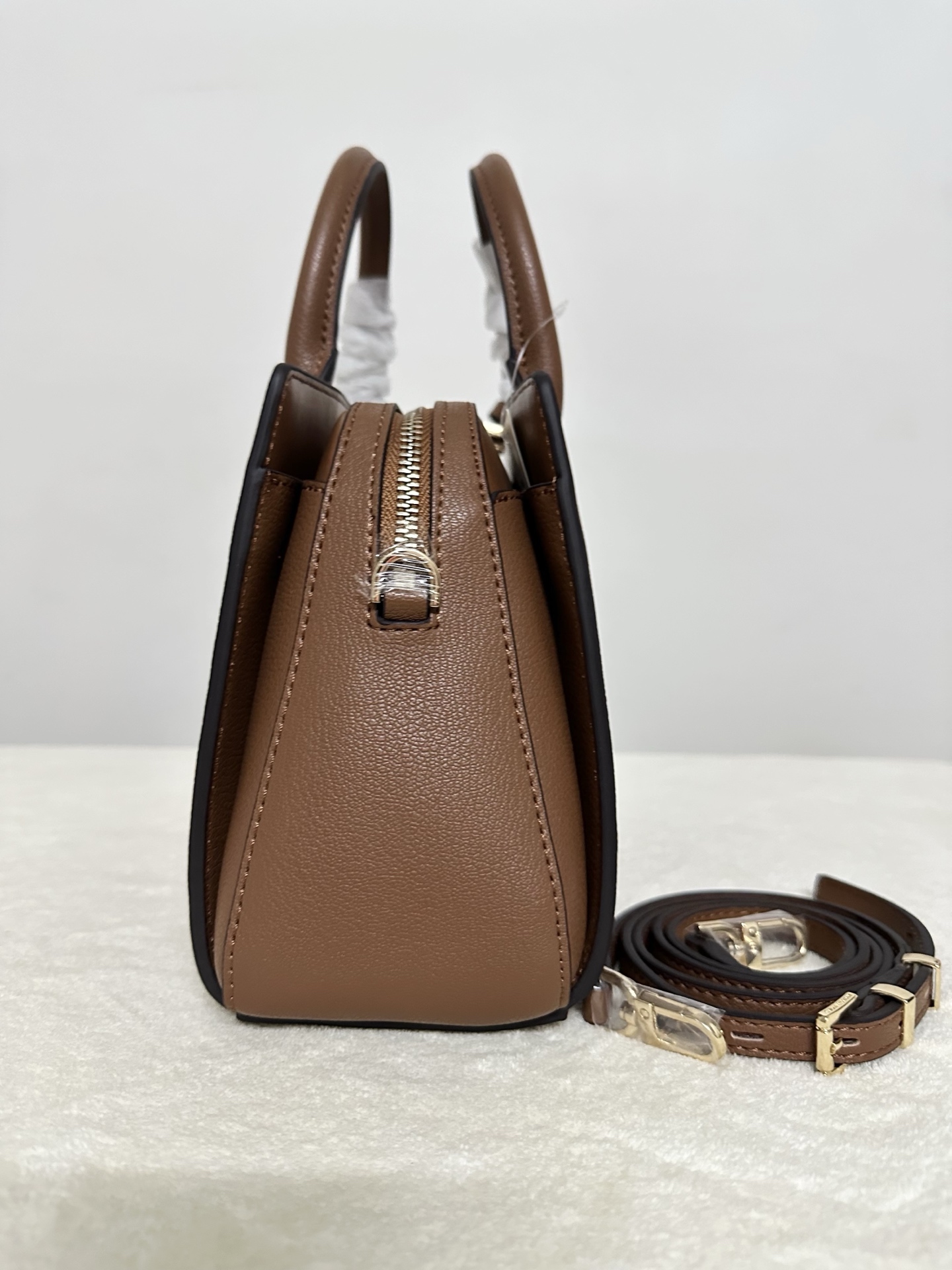 Michael Kors MK Laila 女士小号手提包斜挎包 橡果棕