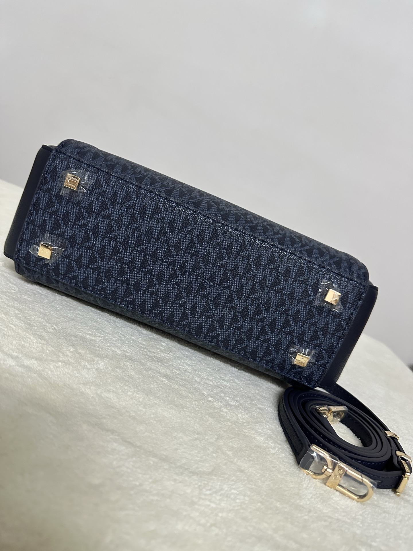 Michael Kors MK Laila 女士小号手提包斜挎包：深兰拼