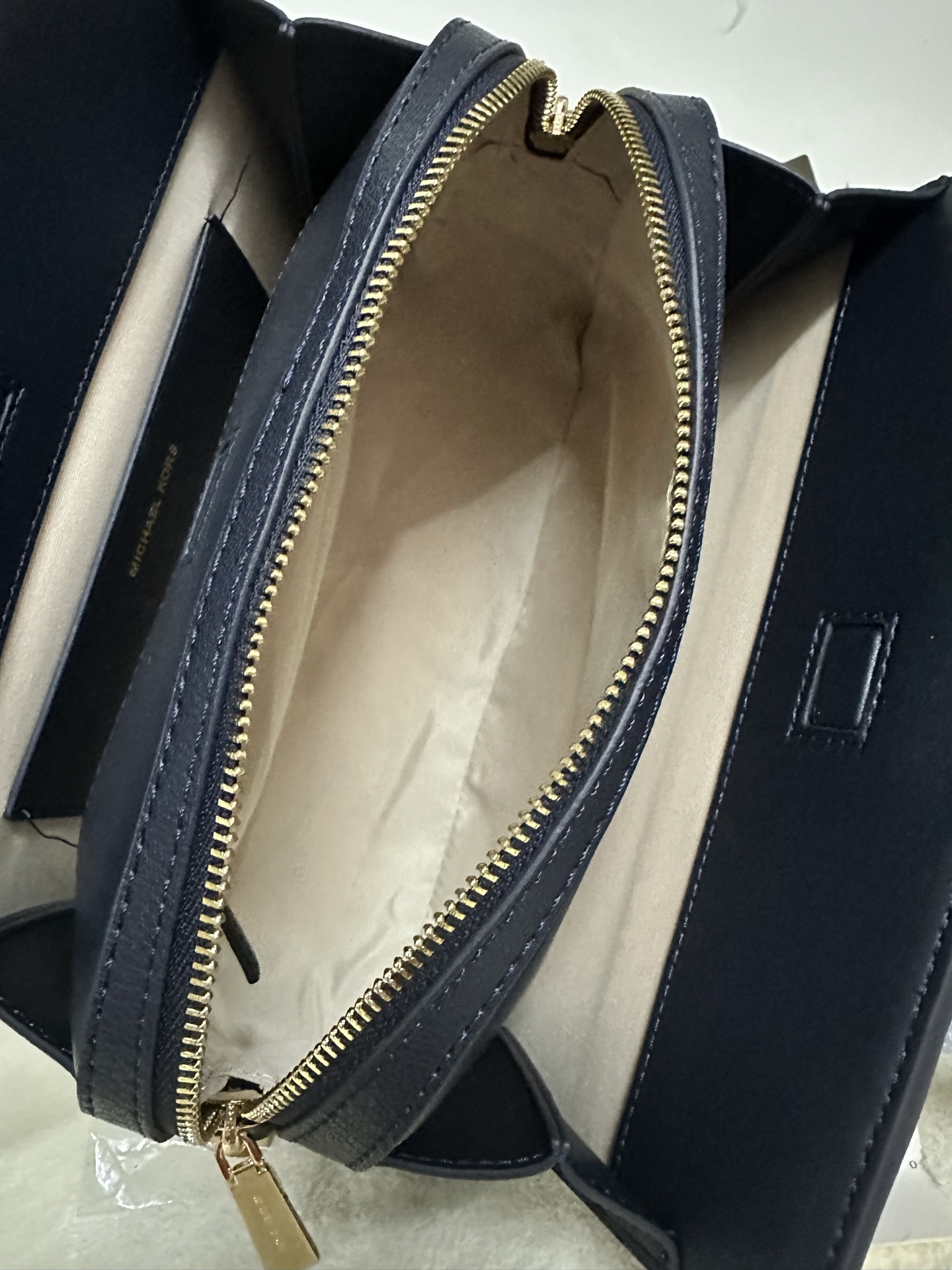 Michael Kors MK Laila 女士小号手提包斜挎包：深兰拼