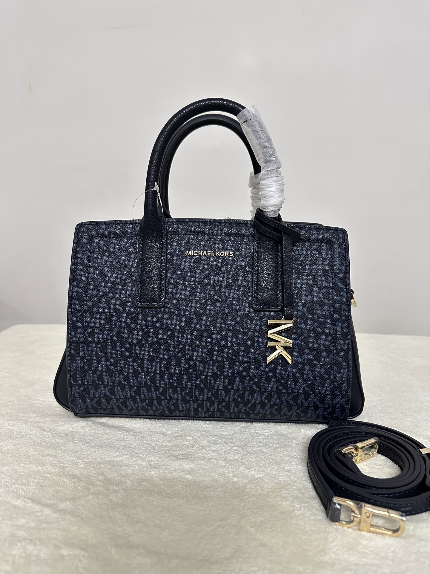 Michael Kors MK Laila 女士小号手提包斜挎包：深兰拼