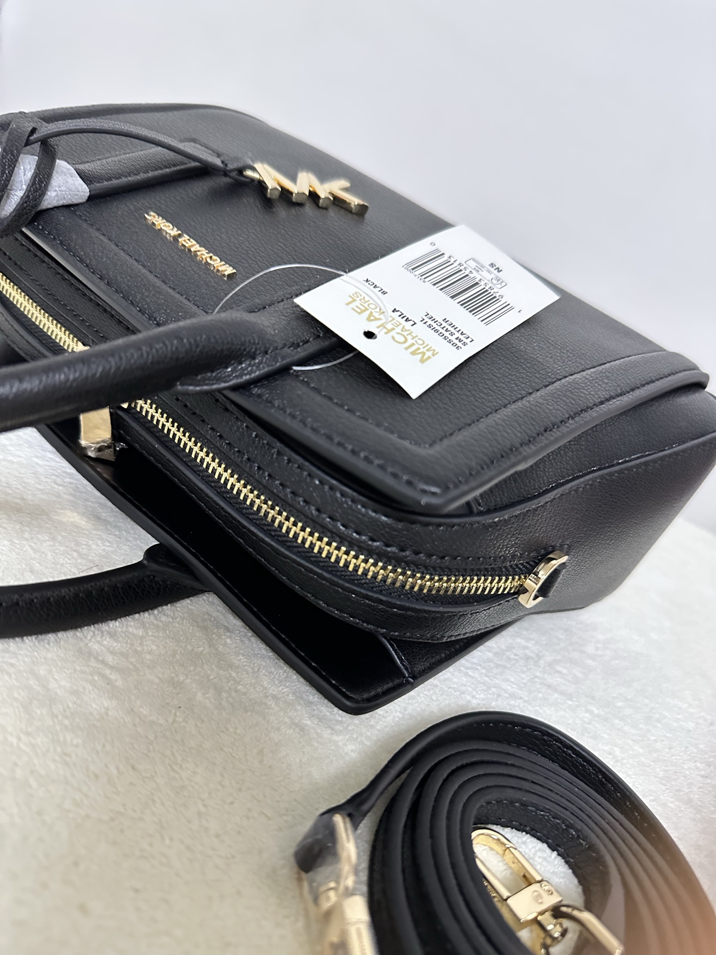 Michael Kors MK Laila 女士小号手提包斜挎包、黑色