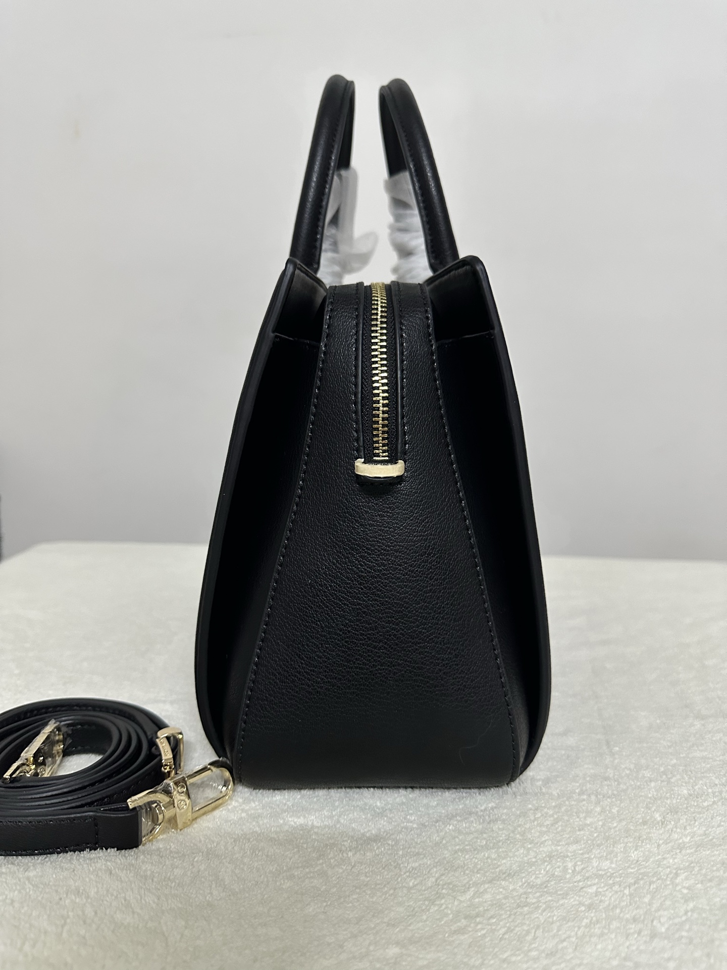 Michael Kors MK Laila 女士手提包斜挎包 黑色