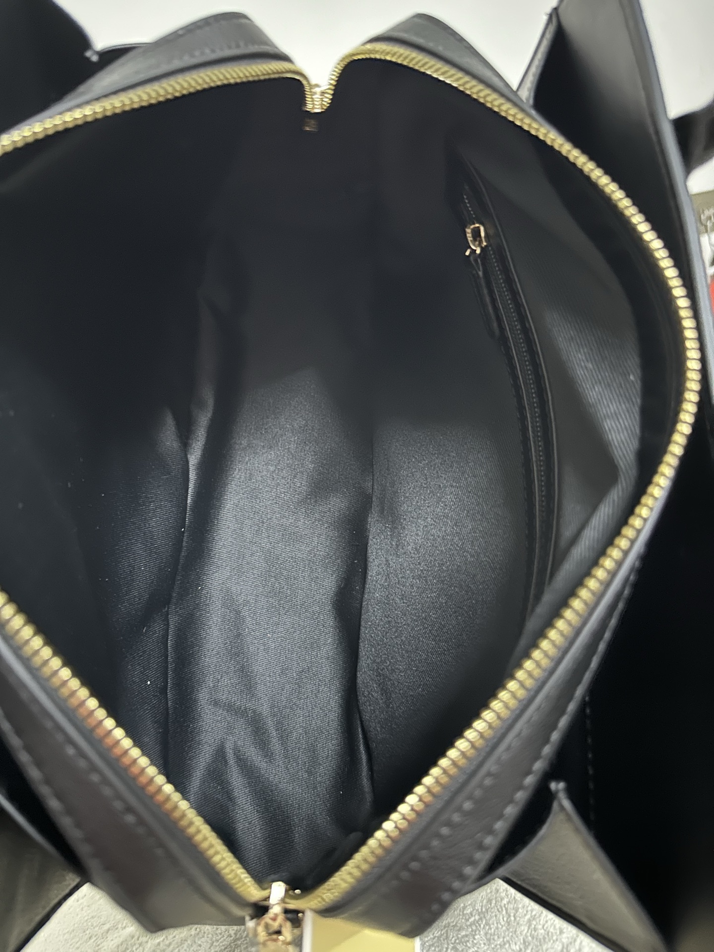 Michael Kors MK Laila 女士手提包斜挎包 黑色