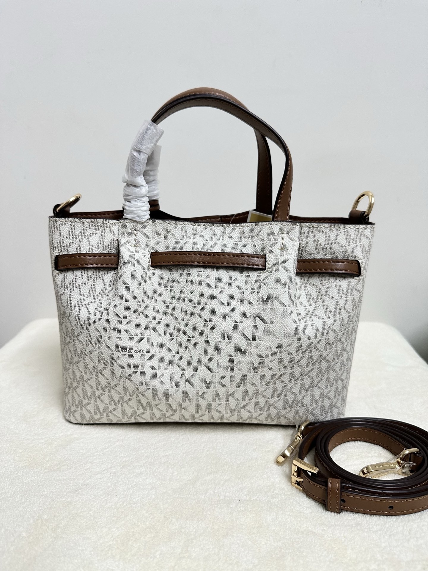 Michael Kors MK Carson 女士小号马衔扣手提包斜挎包橡果棕