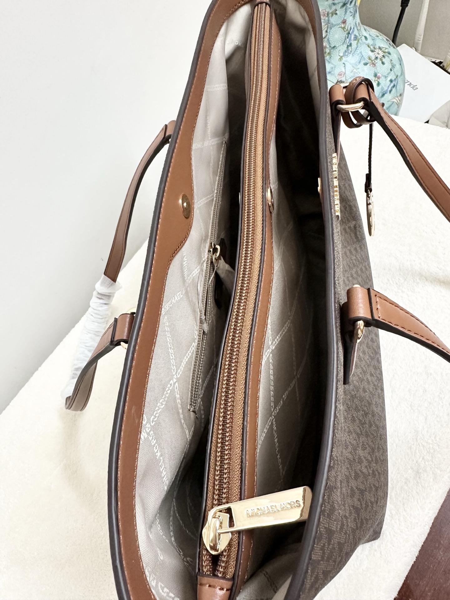 Michael Kors ～2025新款购物袋4色