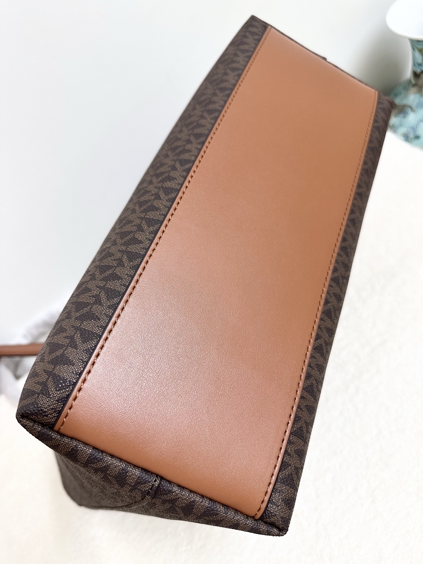 Michael Kors ～2025新款购物袋4色