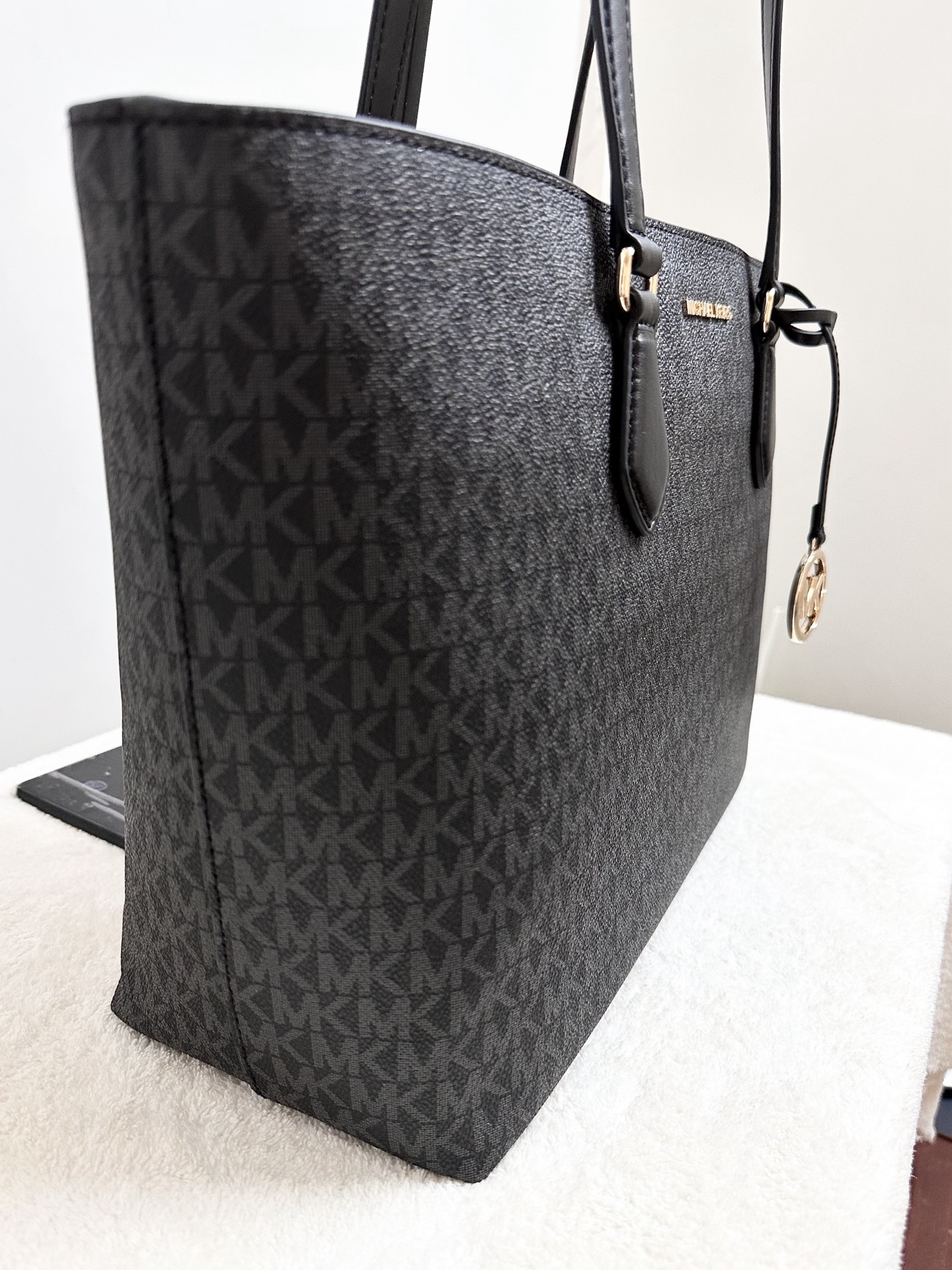 Michael Kors ～2025新款购物袋4色