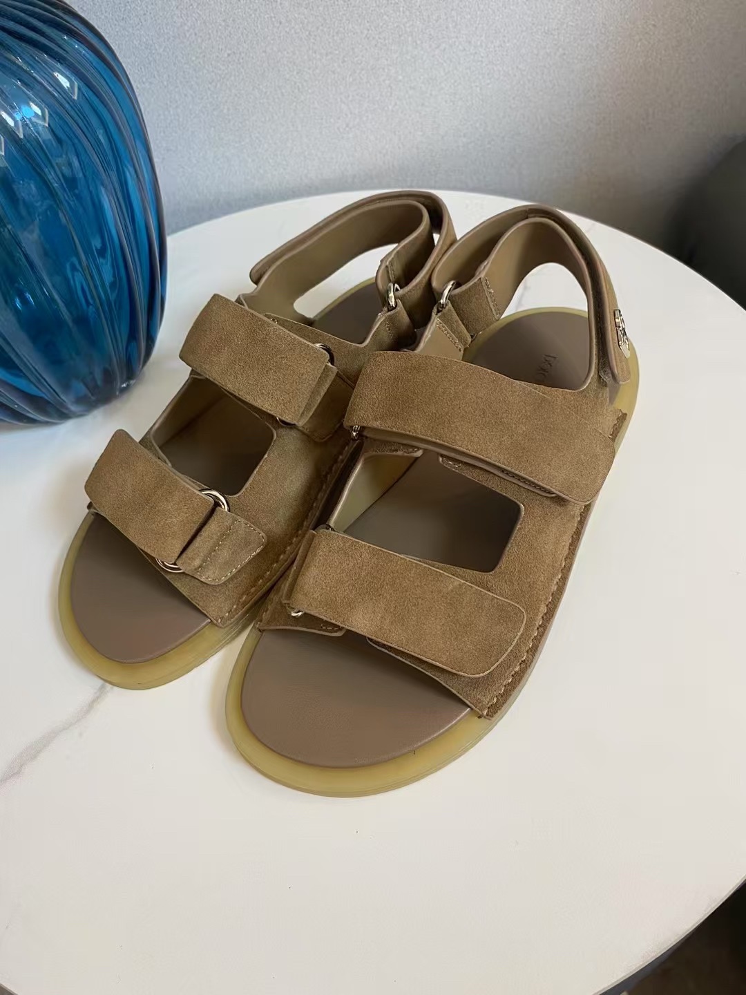 Durable and Comfortable DG Classic Sandals in Sizes 38-46 at $552 - 图片 4