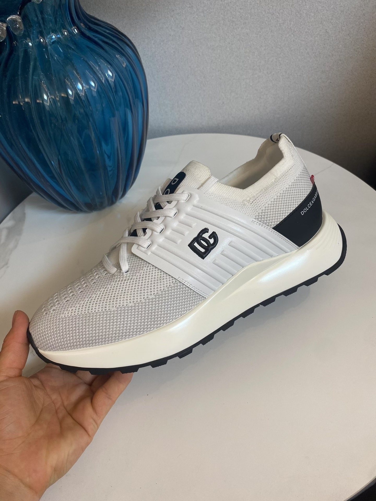 D&G Latest Running Sneakers: Light-Resistant, Classic Design, Comfortable Air-Fruit Fabric, Size 38-46. Price: 650. - 图片 5