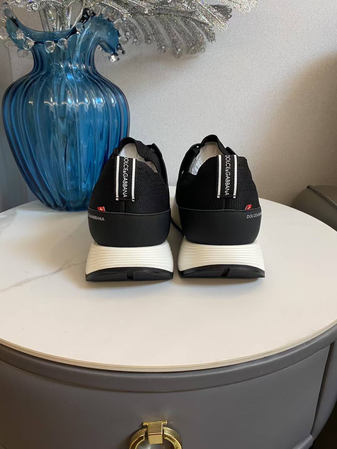 D&G Latest Running Sneakers: Light-Resistant, Comfortable, Classic Design, Size 38-46, $650 - 图片 5
