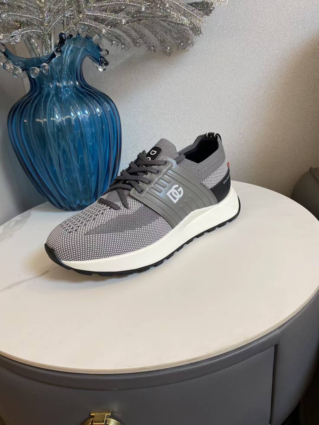 D&G Latest Running Sneakers: Light-Resistant, Comfortable, Classic Design, Size 38-46, $650 - 图片 6