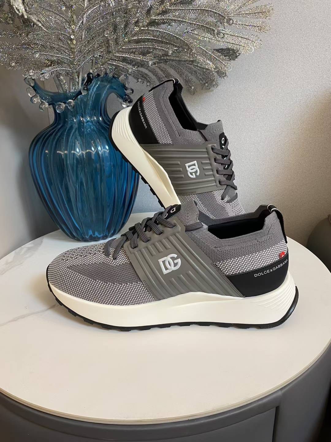 D&G Latest Running Sneakers: Light-Resistant, Comfortable, Classic Design, Size 38-46, $650 - 图片 8