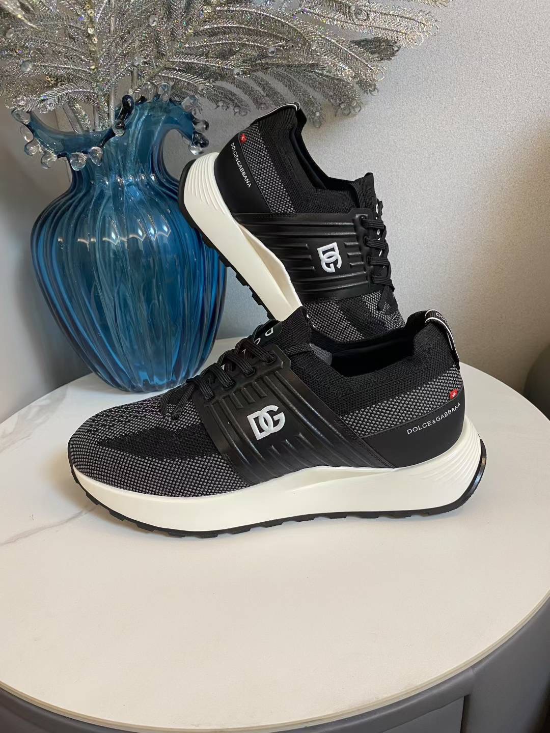 D&G Latest Running Sneakers: Light-Resistant, Classic Design, Comfortable Air-Fruit Fabric. - 图片 8