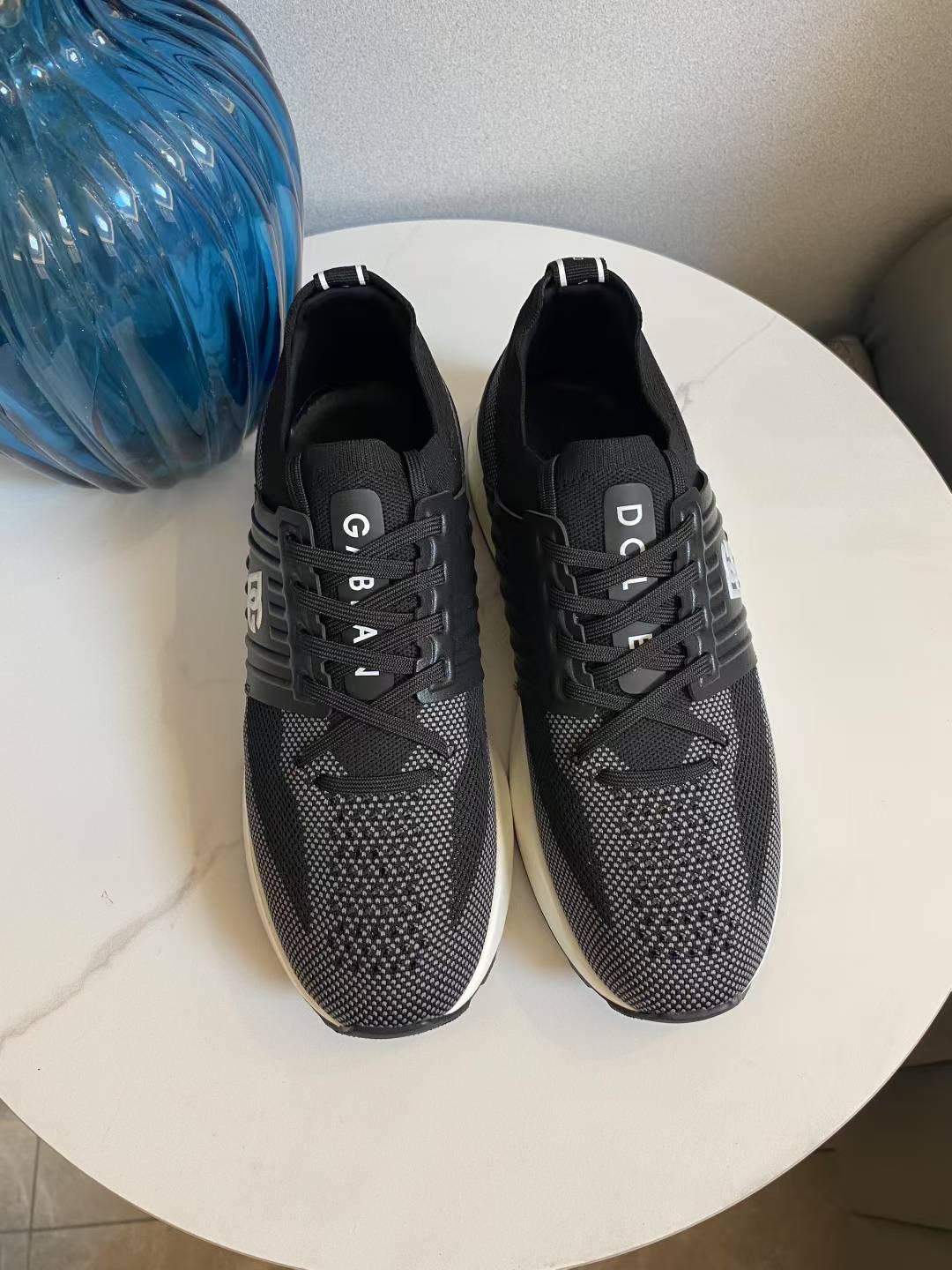 D&G Latest Running Sneakers: Light-Resistant, Classic Design, Comfortable Air-Fruit Fabric. - 图片 2