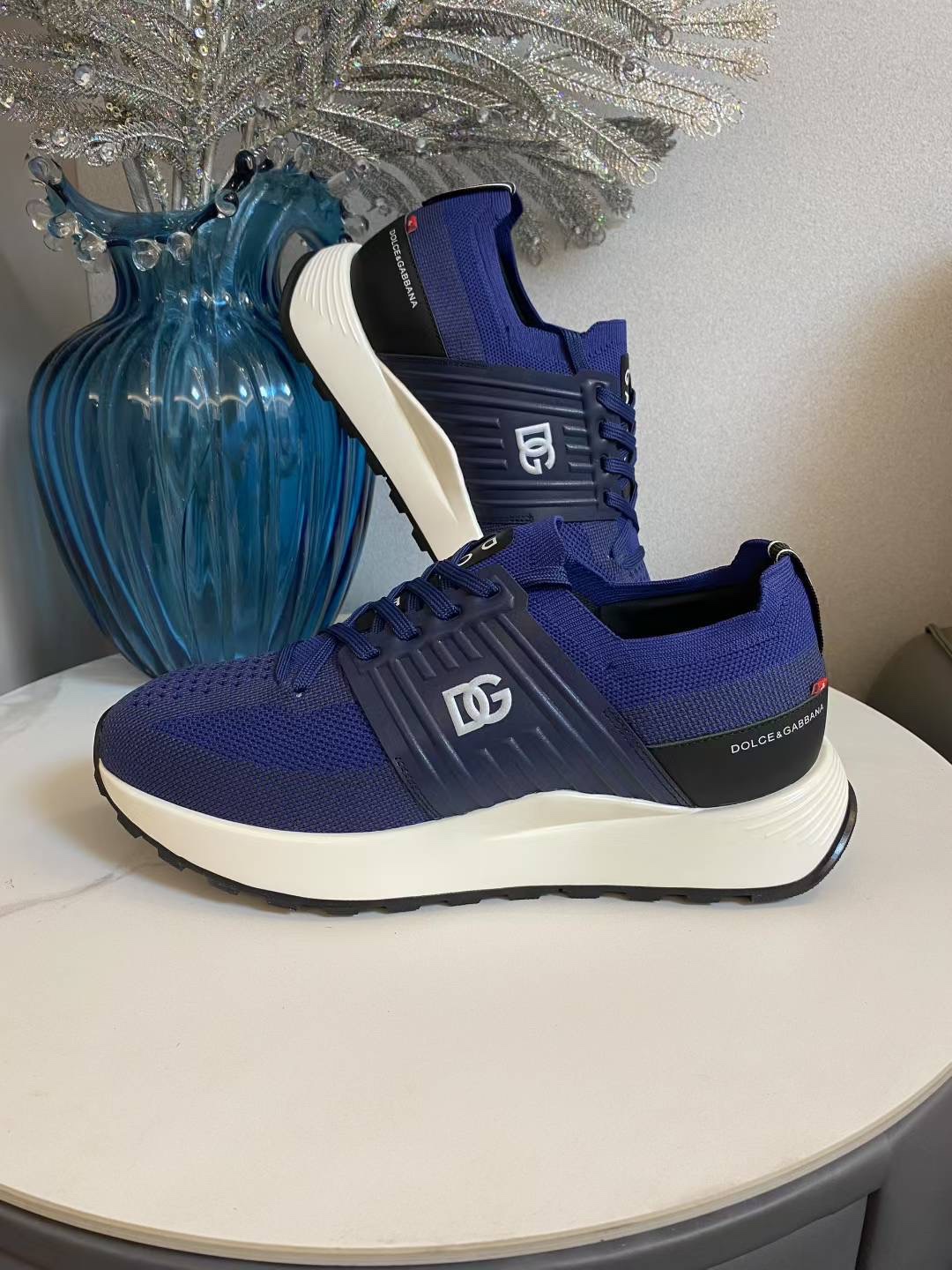 D&G Latest Running Sneakers: Light-Resistant, Air-Fruit Fabric, Size 38-46, $650 - 图片 9
