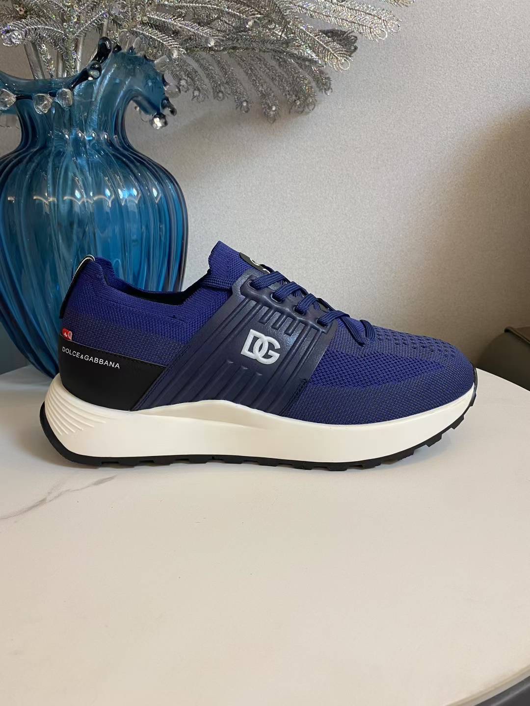 D&G Latest Running Sneakers: Light-Resistant, Air-Fruit Fabric, Size 38-46, $650 - 图片 3