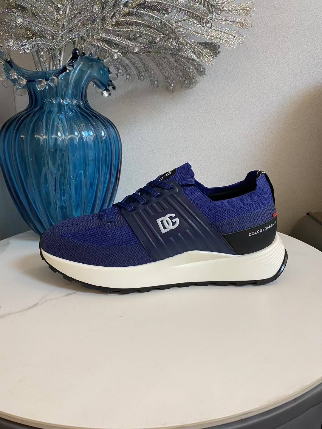 D&G Latest Running Sneakers: Light-Resistant, Air-Fruit Fabric, Size 38-46, $650 - 图片 5