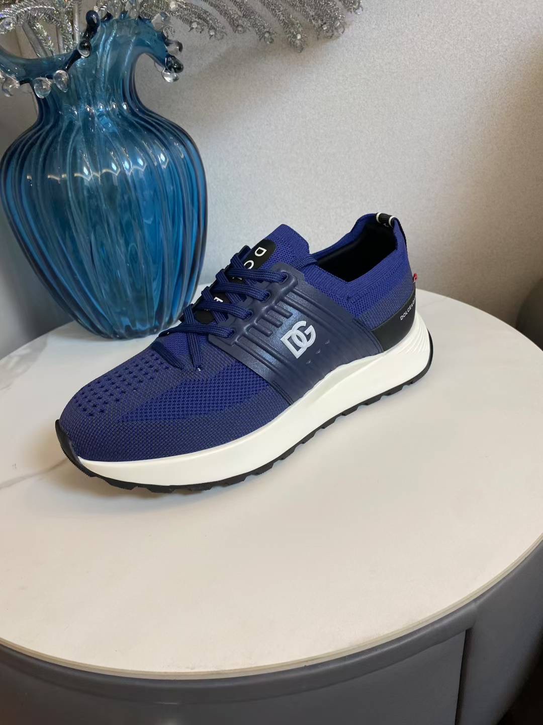 D&G Latest Running Sneakers: Light-Resistant, Air-Fruit Fabric, Size 38-46, $650 - 图片 6