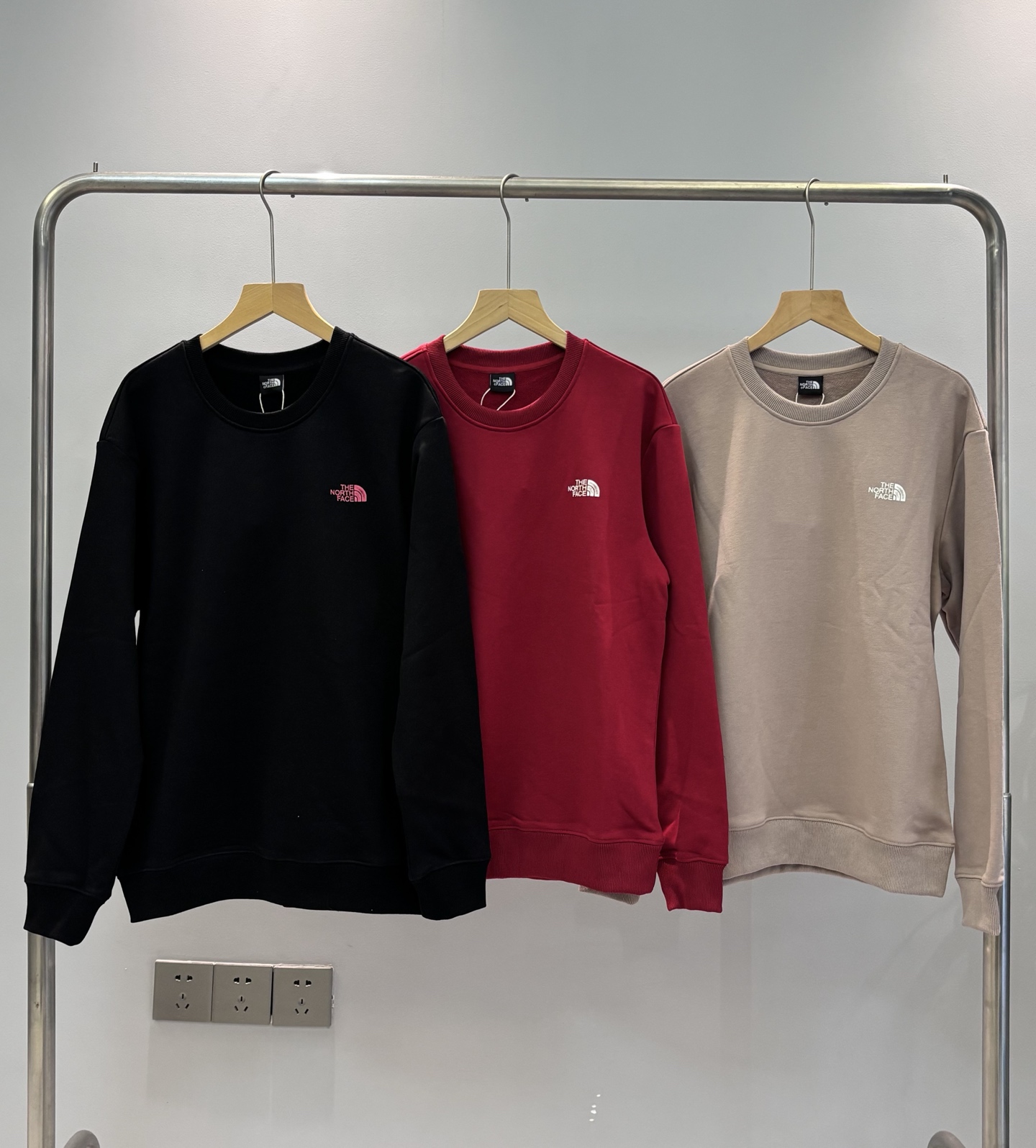 _df99sc5uDh788ehLR_l8ZCW1EOsUyUgnUvZ9SOQ