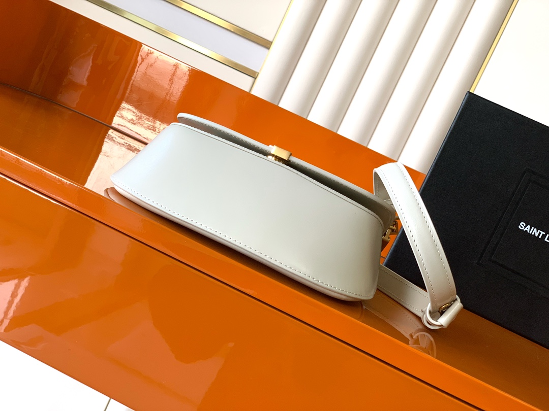 Voltaire 腋下/馬鞍バッグ - 独特なデザインと高級感