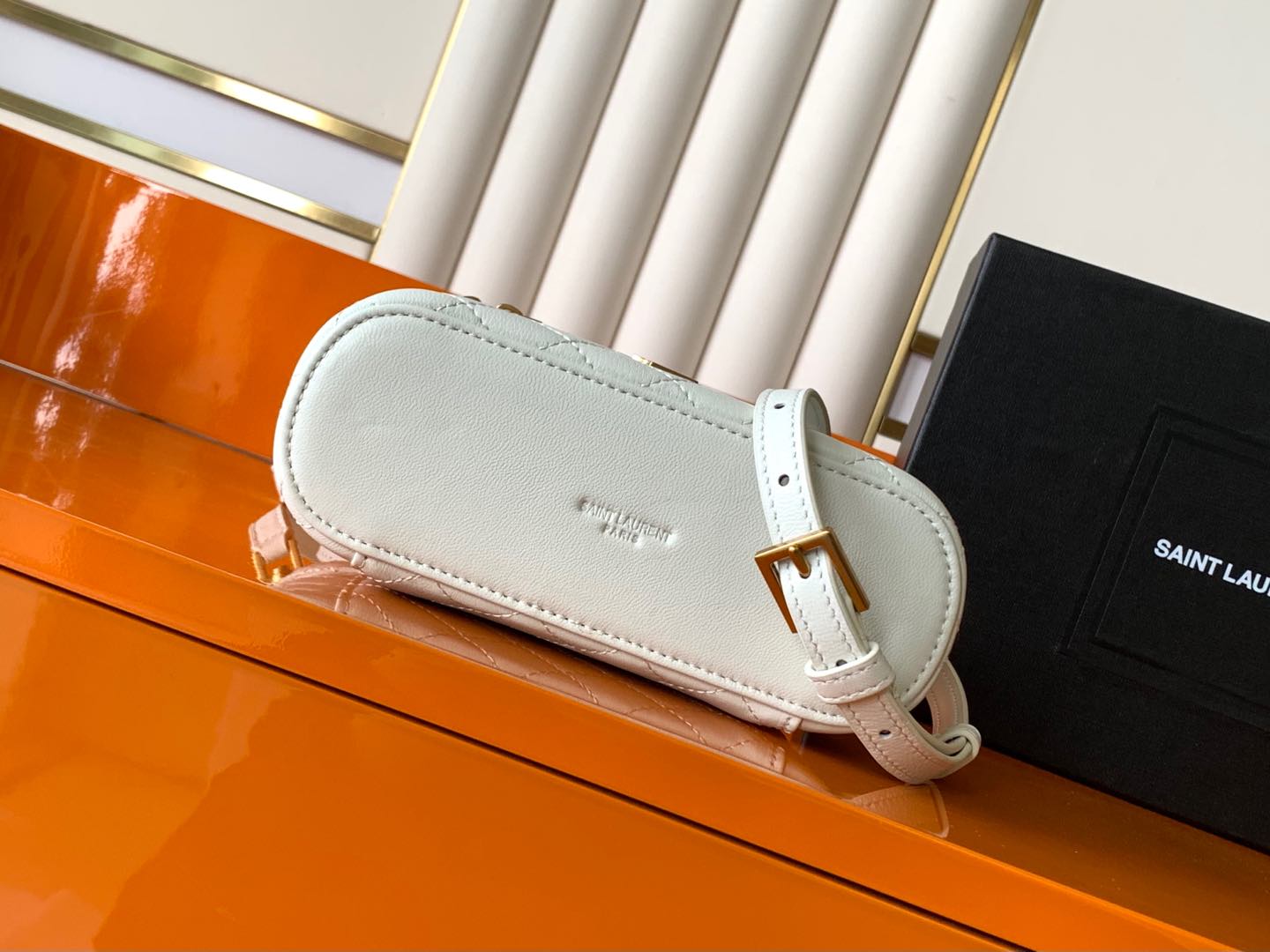 LE CASSANDRE ミニ羊皮革手拿包 - 多機能デザイン