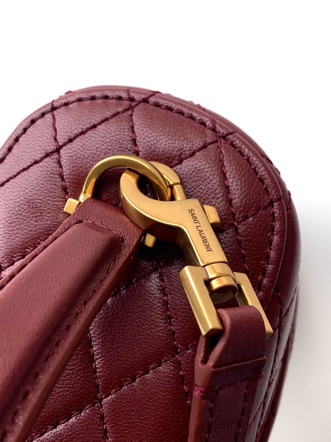 LE CASSANDRE 羊皮革ミニ手拿包 - 多機能デザイン