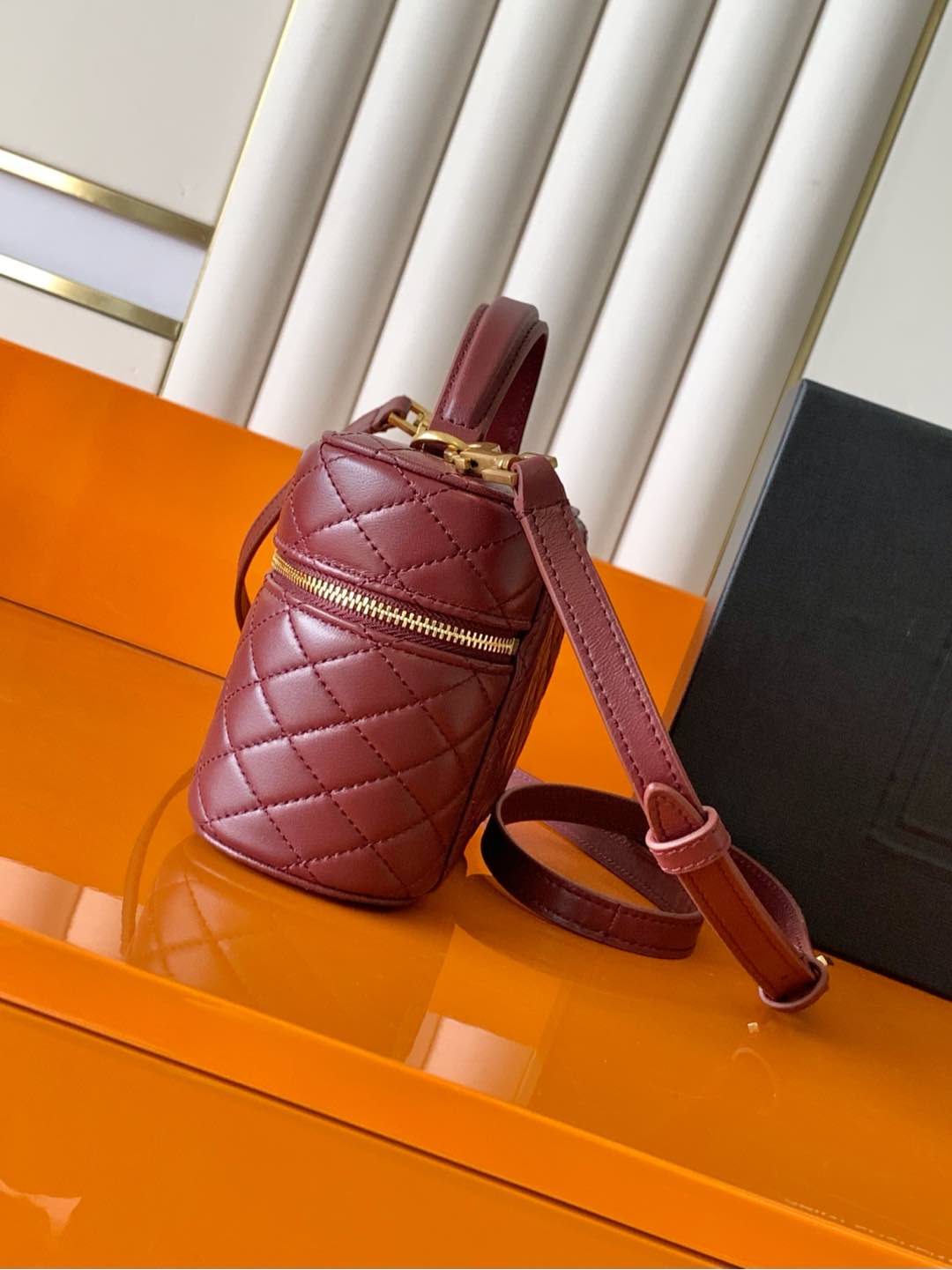 LE CASSANDRE 羊皮革ミニ手拿包 - 多機能デザイン