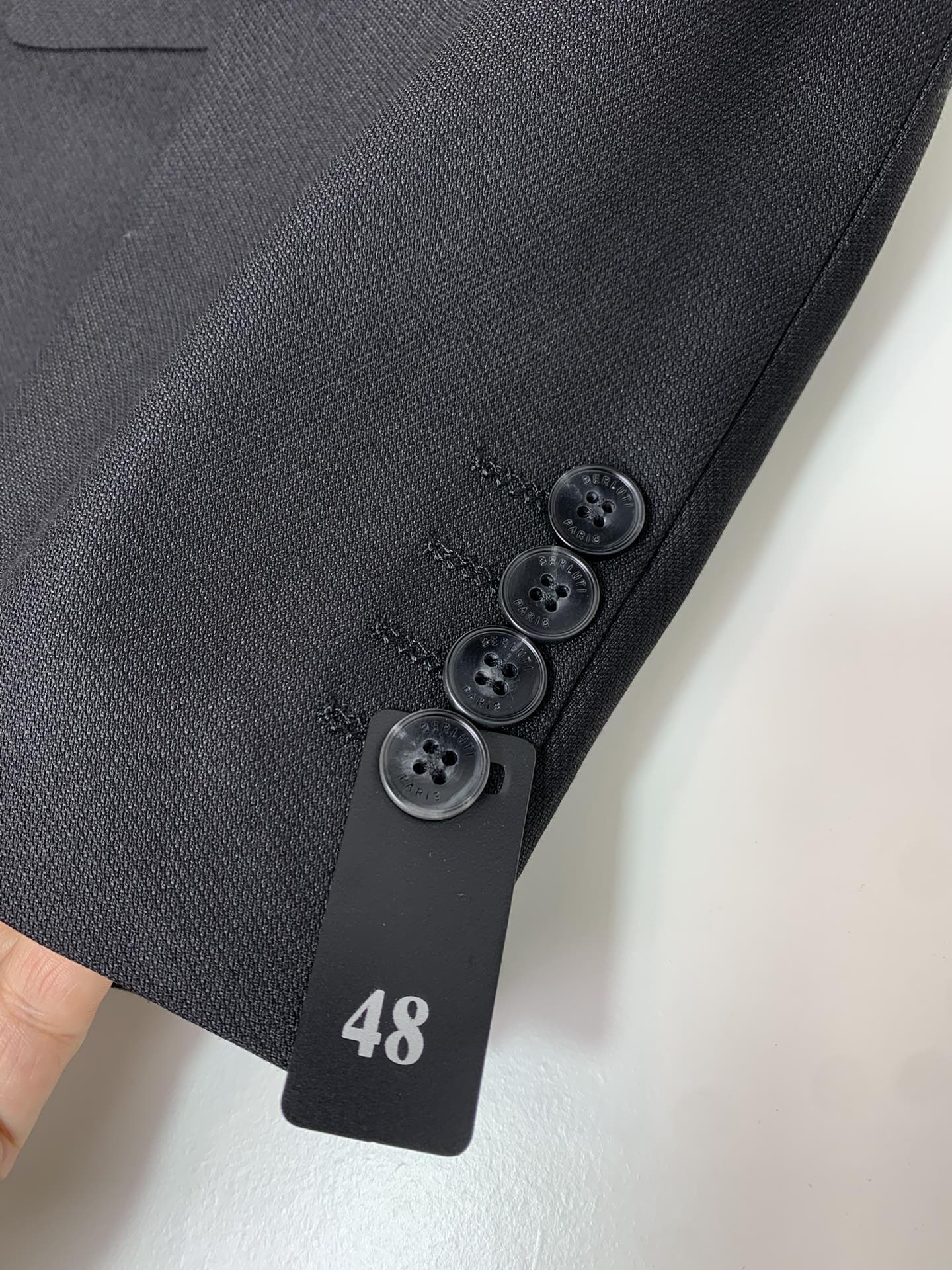 伯鲁*帝男士商务休闲羊毛西服套装（专属收纳袋），香港洋行渠道货，重磅级品鉴奢物，意大利原厂出品，25年四