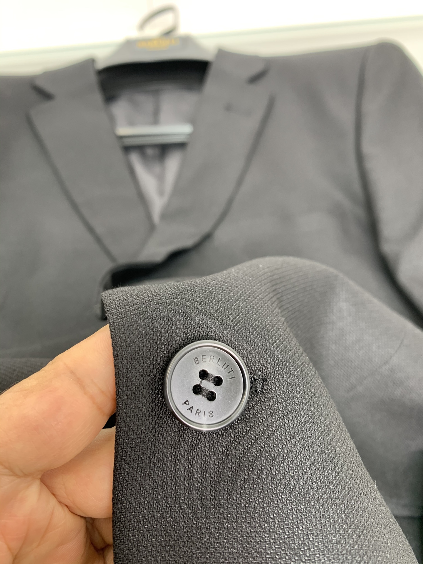 伯鲁*帝男士商务休闲羊毛西服套装（专属收纳袋），香港洋行渠道货，重磅级品鉴奢物，意大利原厂出品，25年四